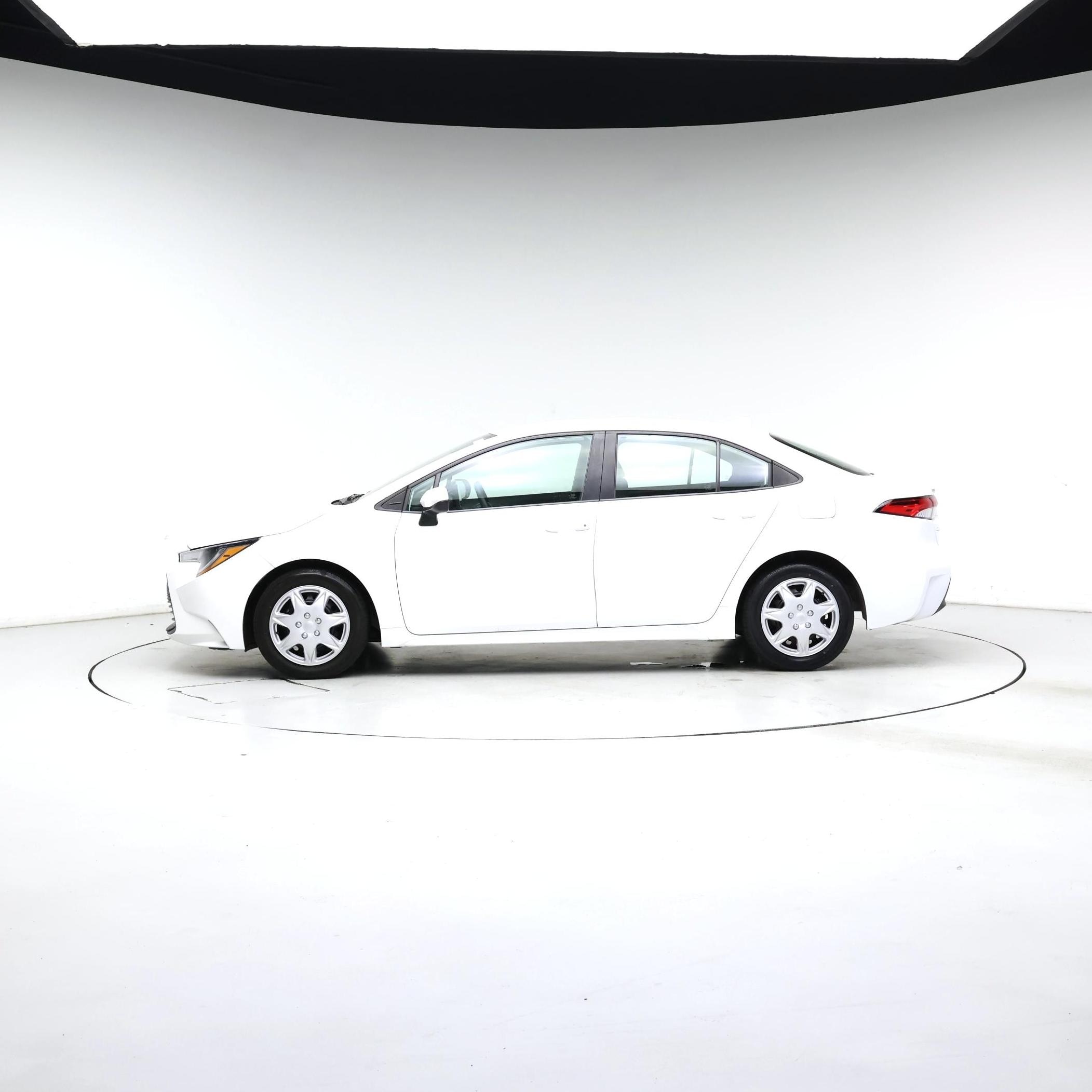 Thumbnail: 2024 Toyota Corolla - 3