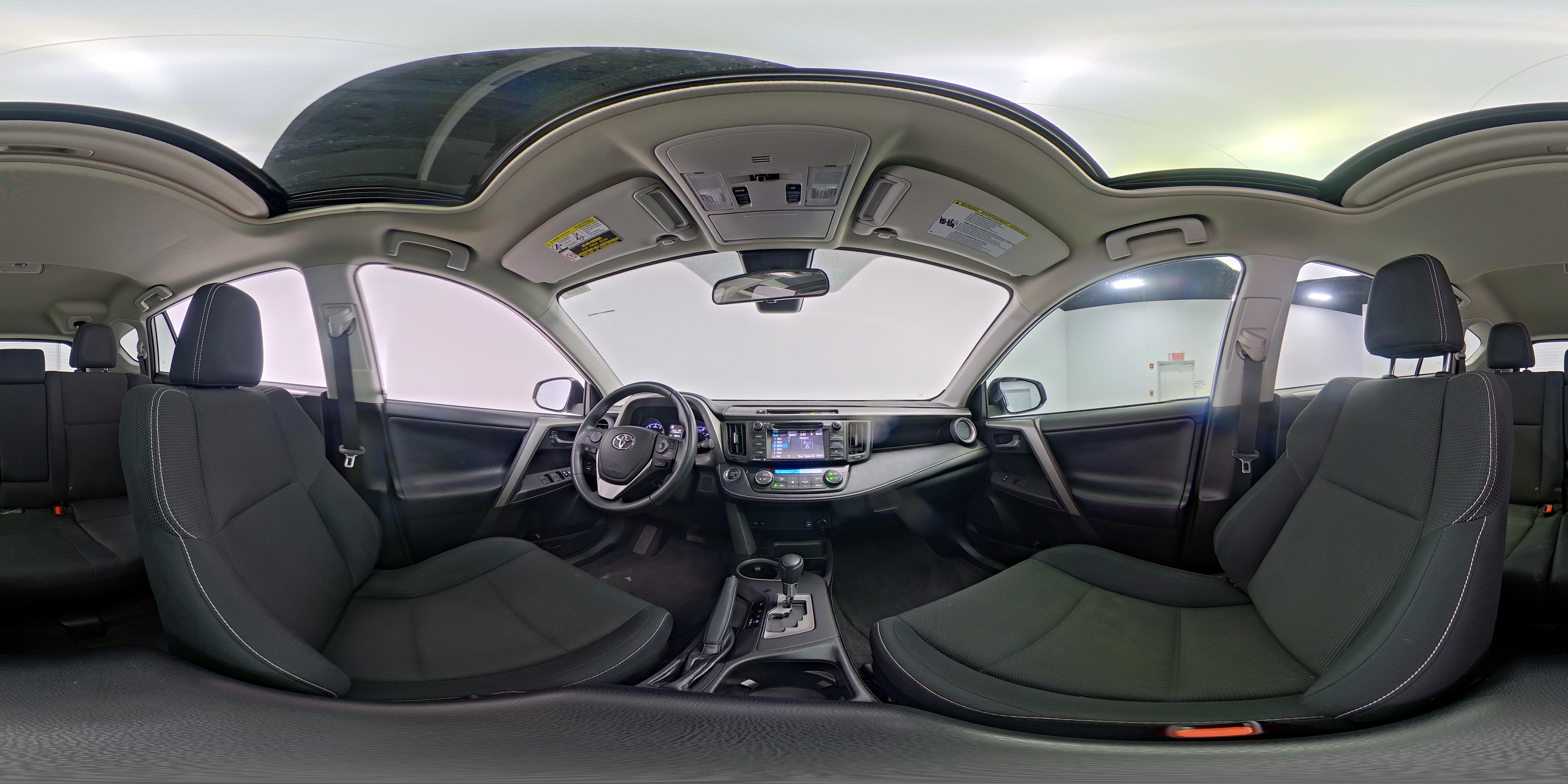 2017 Toyota RAV4 XLE - Photo 25