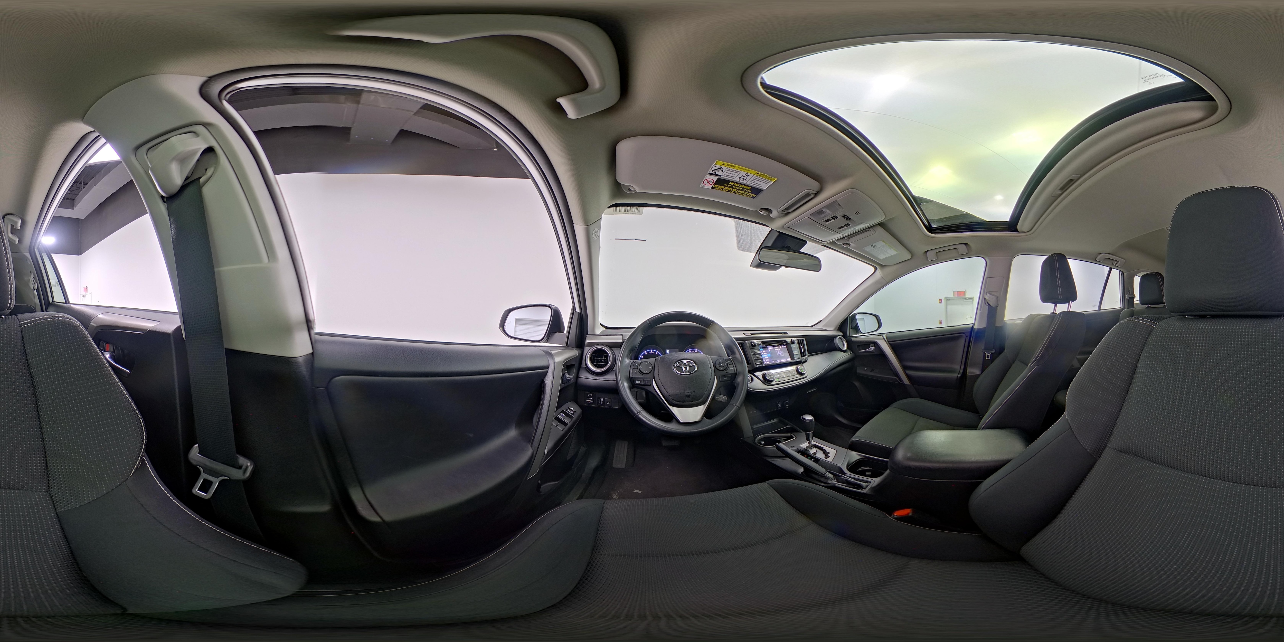 2017 Toyota RAV4 XLE - Photo 27