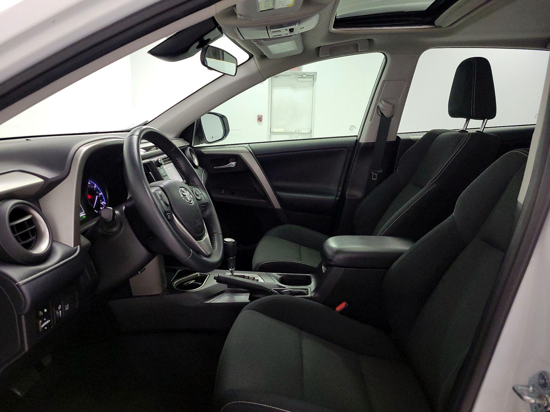 Thumbnail: 2017 Toyota RAV4 - 11