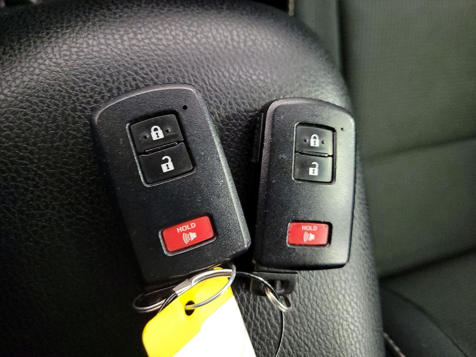 2017 Toyota RAV4 XLE - Photo 24