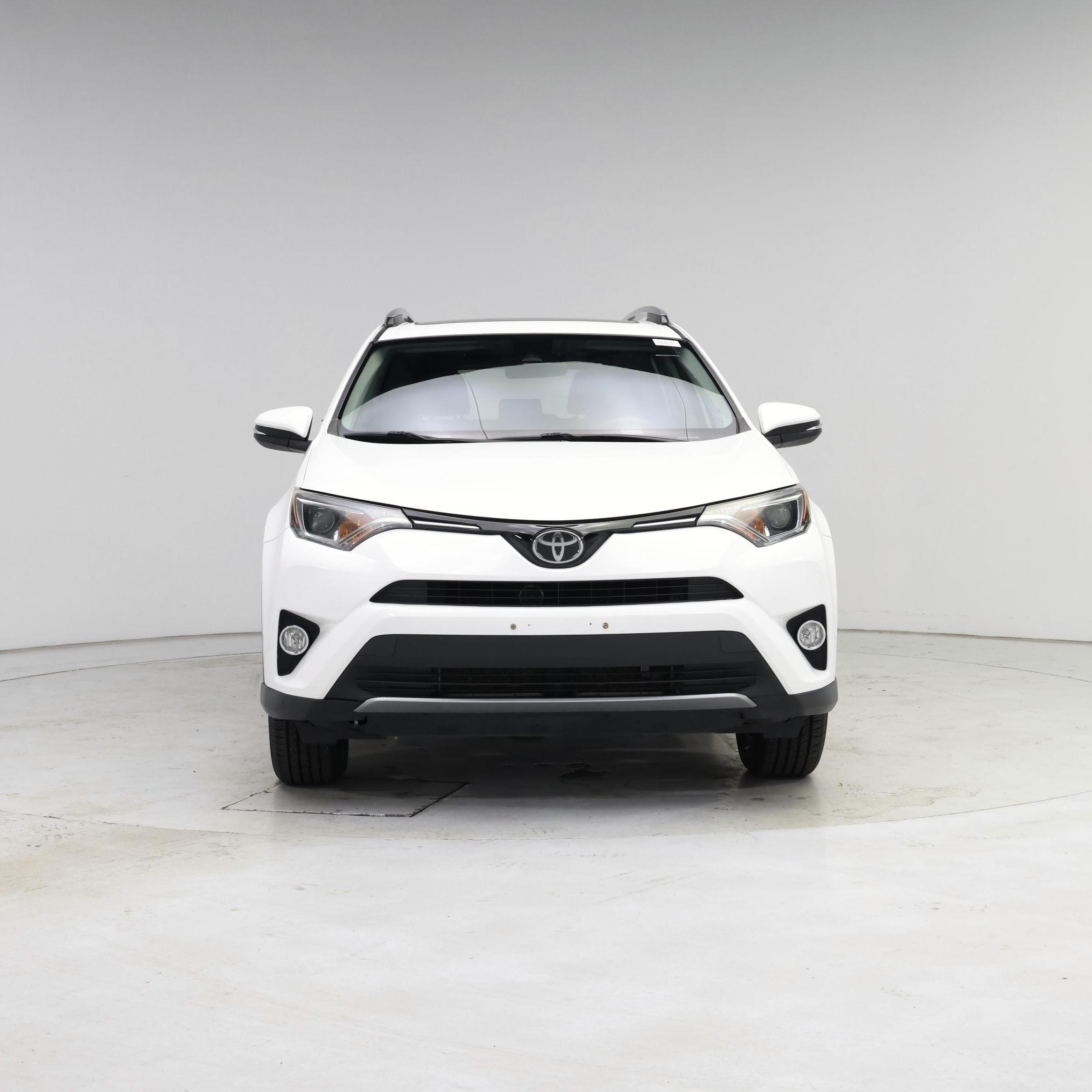 Thumbnail: 2017 Toyota RAV4 - 5