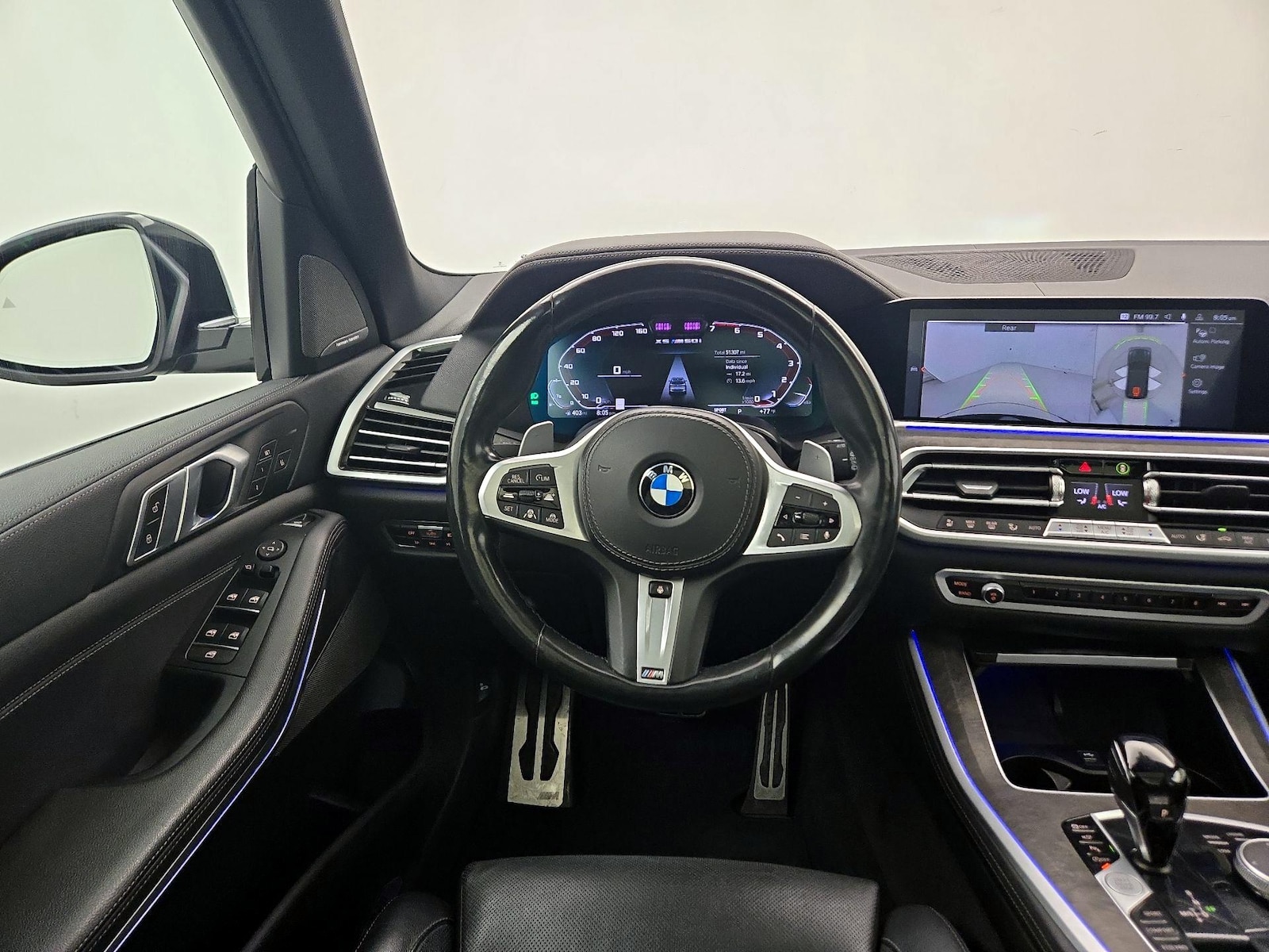 2022 BMW X5 M50i - Photo 11