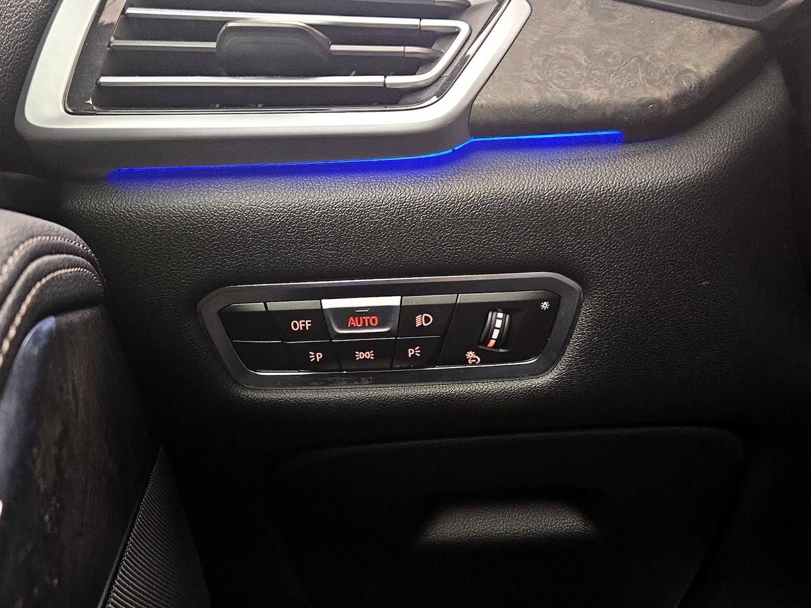 2022 BMW X5 M50i - Photo 14