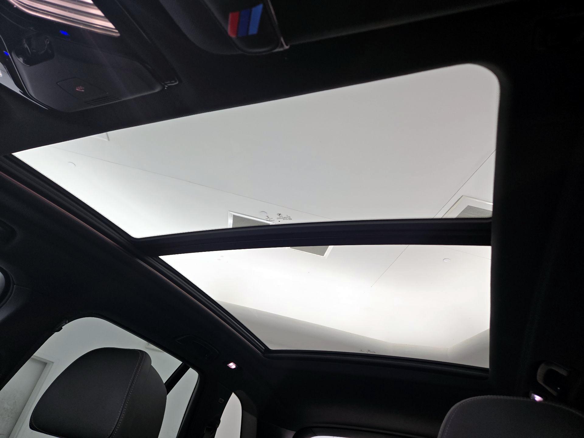 Thumbnail: 2022 BMW X5 - 19