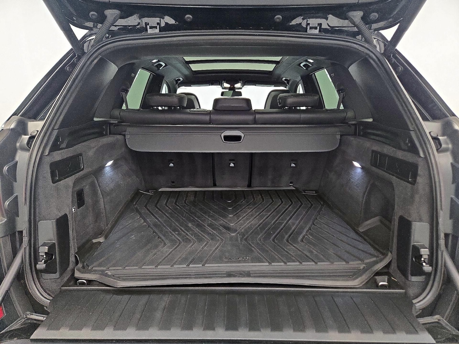 2022 BMW X5 M50i - Photo 22