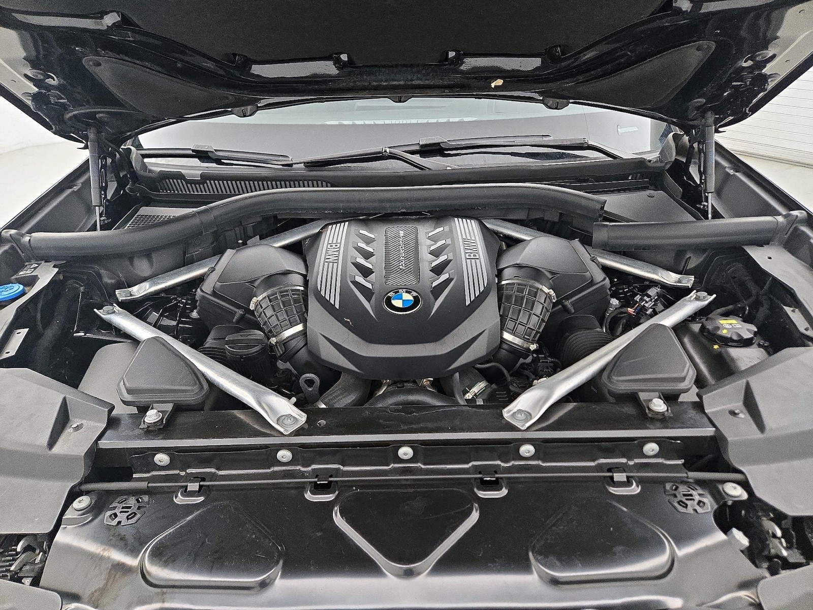2022 BMW X5 M50i - Photo 23