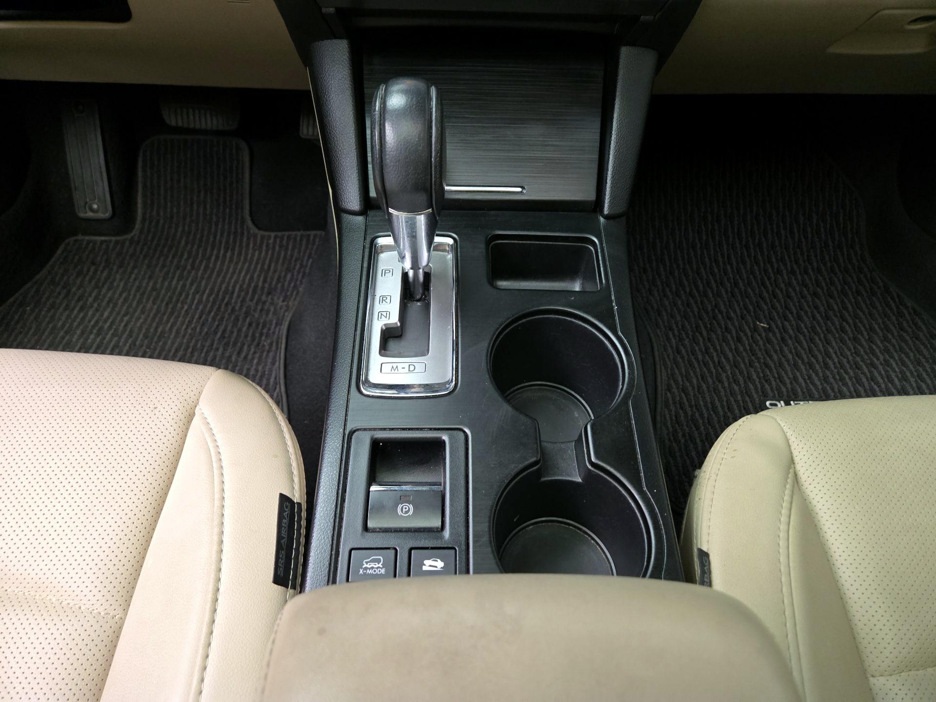 Thumbnail: 2017 Subaru Outback - 18