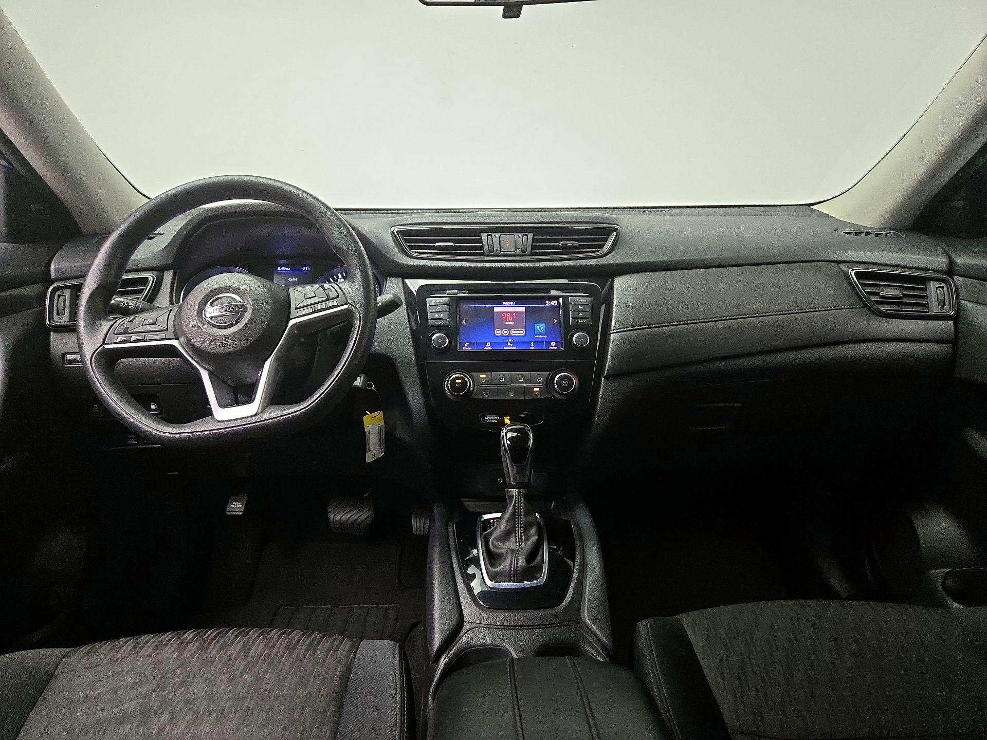Thumbnail: 2018 Nissan Rogue - 9