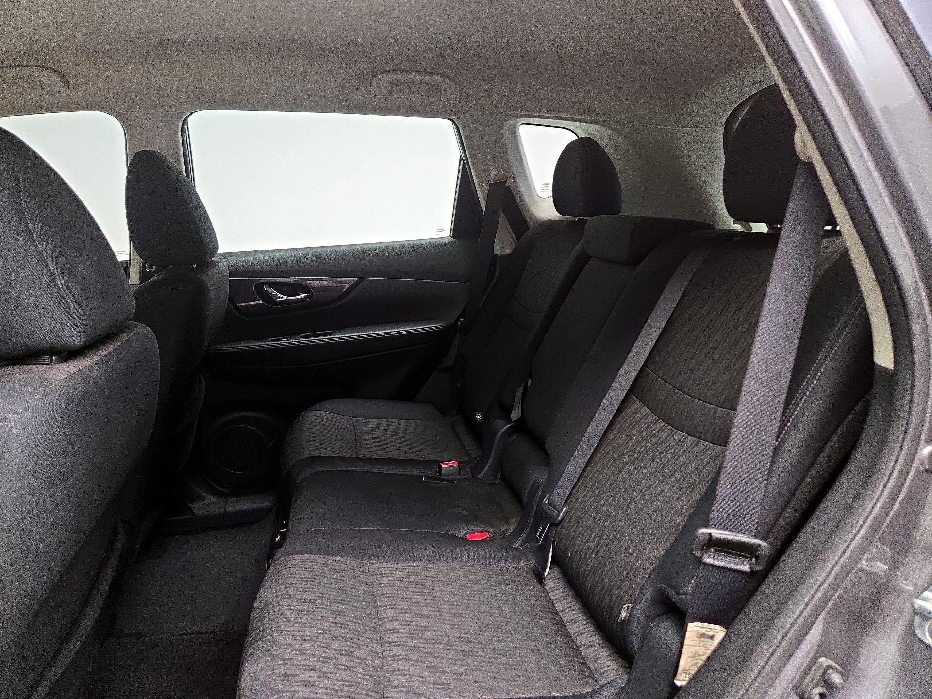 Thumbnail: 2018 Nissan Rogue - 19