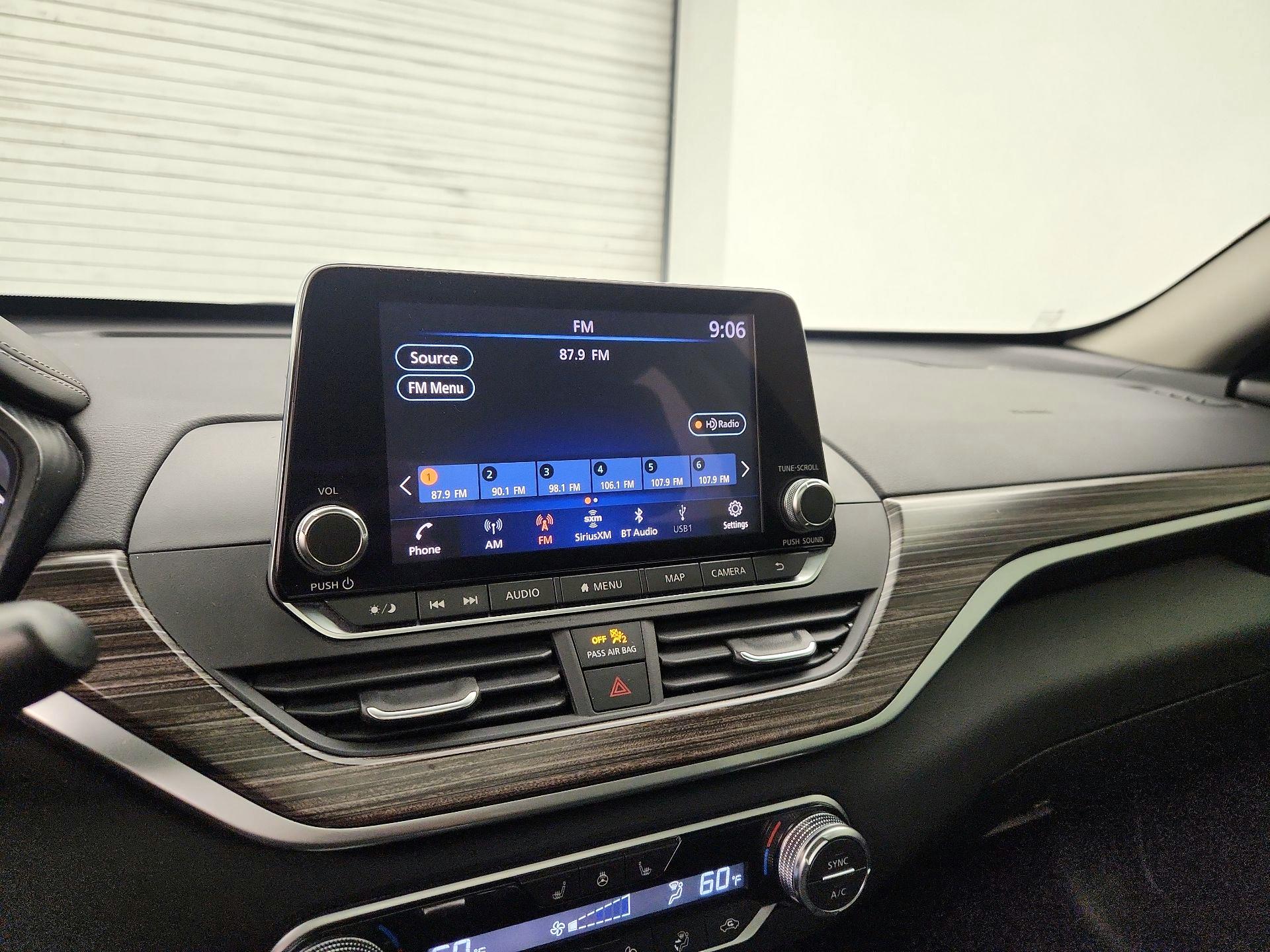 Thumbnail: 2019 Nissan Altima - 15