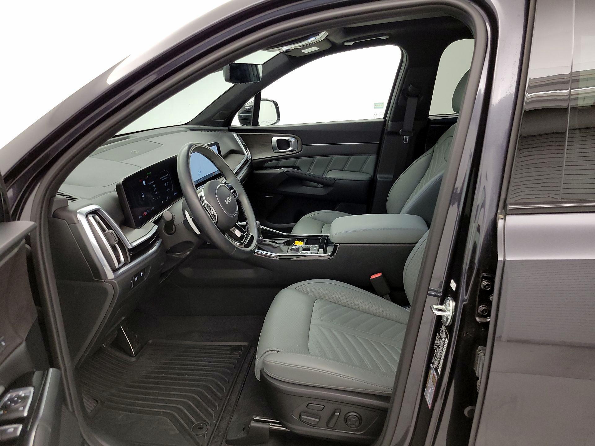 Thumbnail: 2025 Kia Sorento - 11