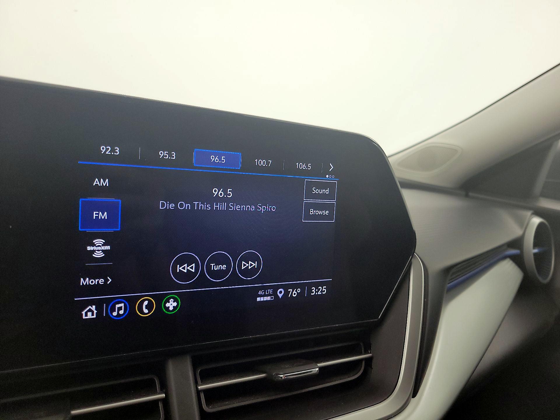 Thumbnail: 2025 Chevrolet Trax - 15