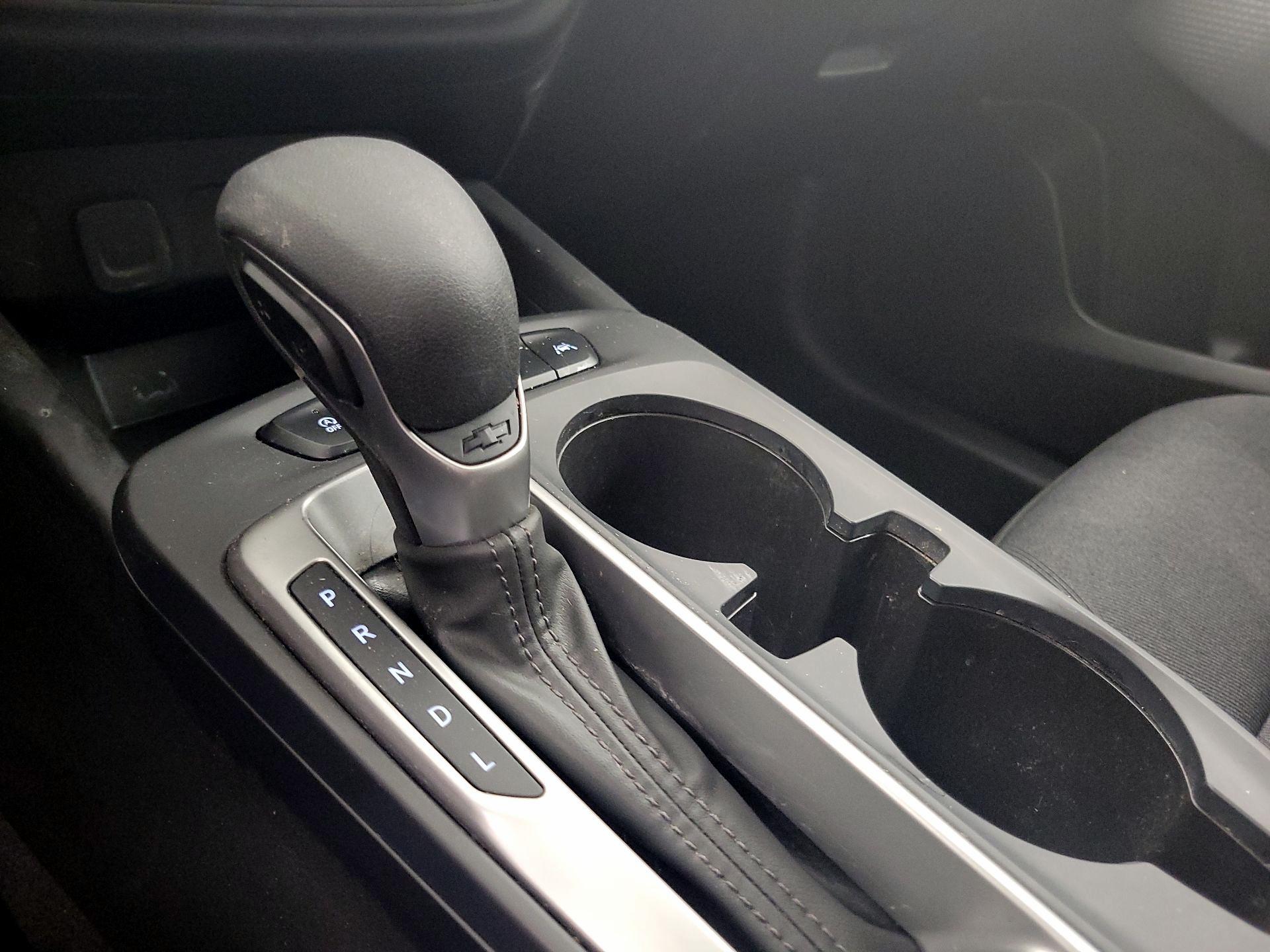 Thumbnail: 2025 Chevrolet Trax - 17