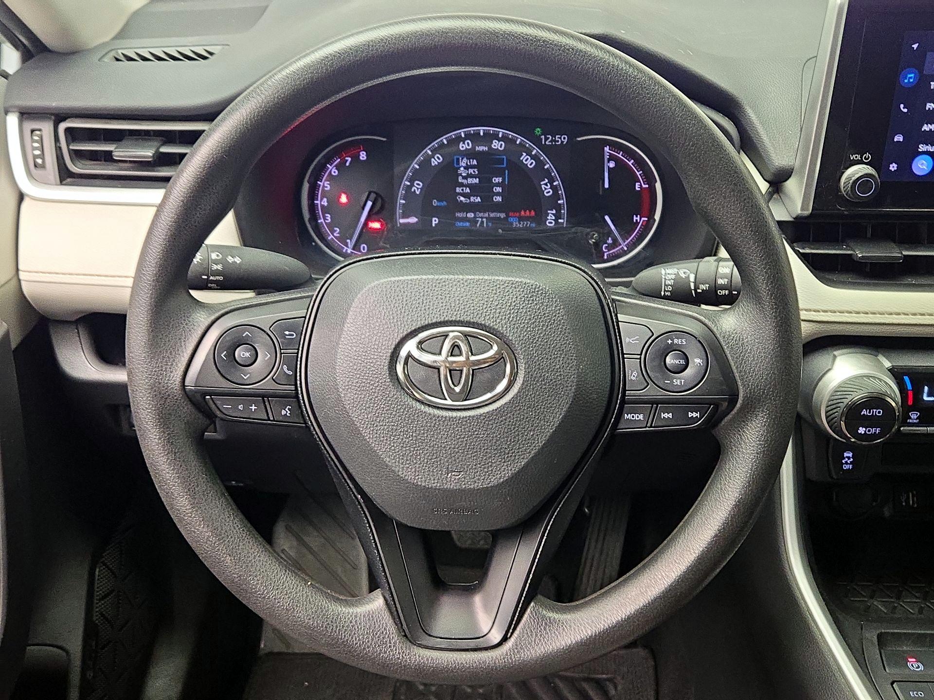 Thumbnail: 2024 Toyota RAV4 - 10