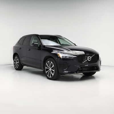 2023 Volvo XC60 B5 Plus Dark Theme