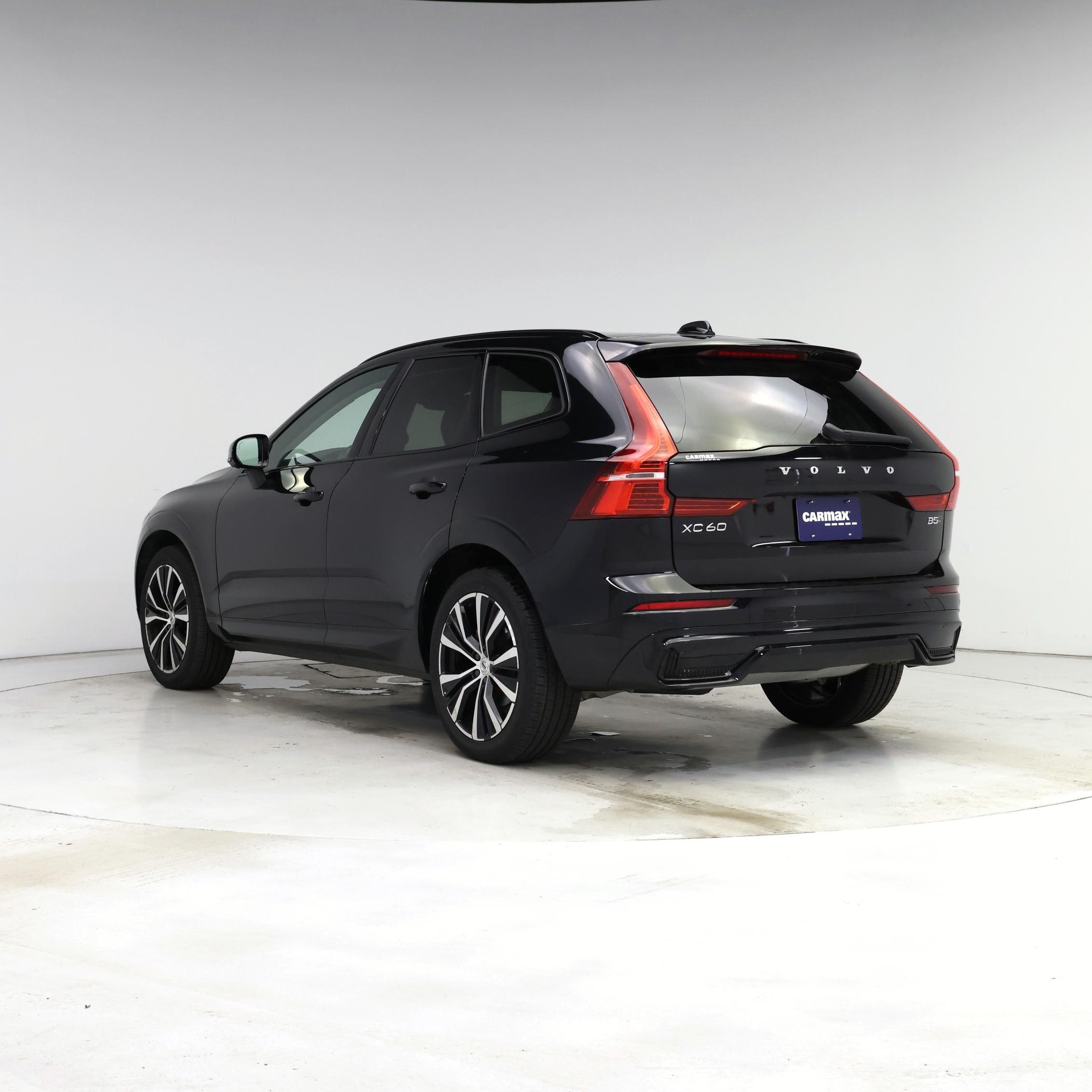 Thumbnail: 2023 Volvo XC60 - 2