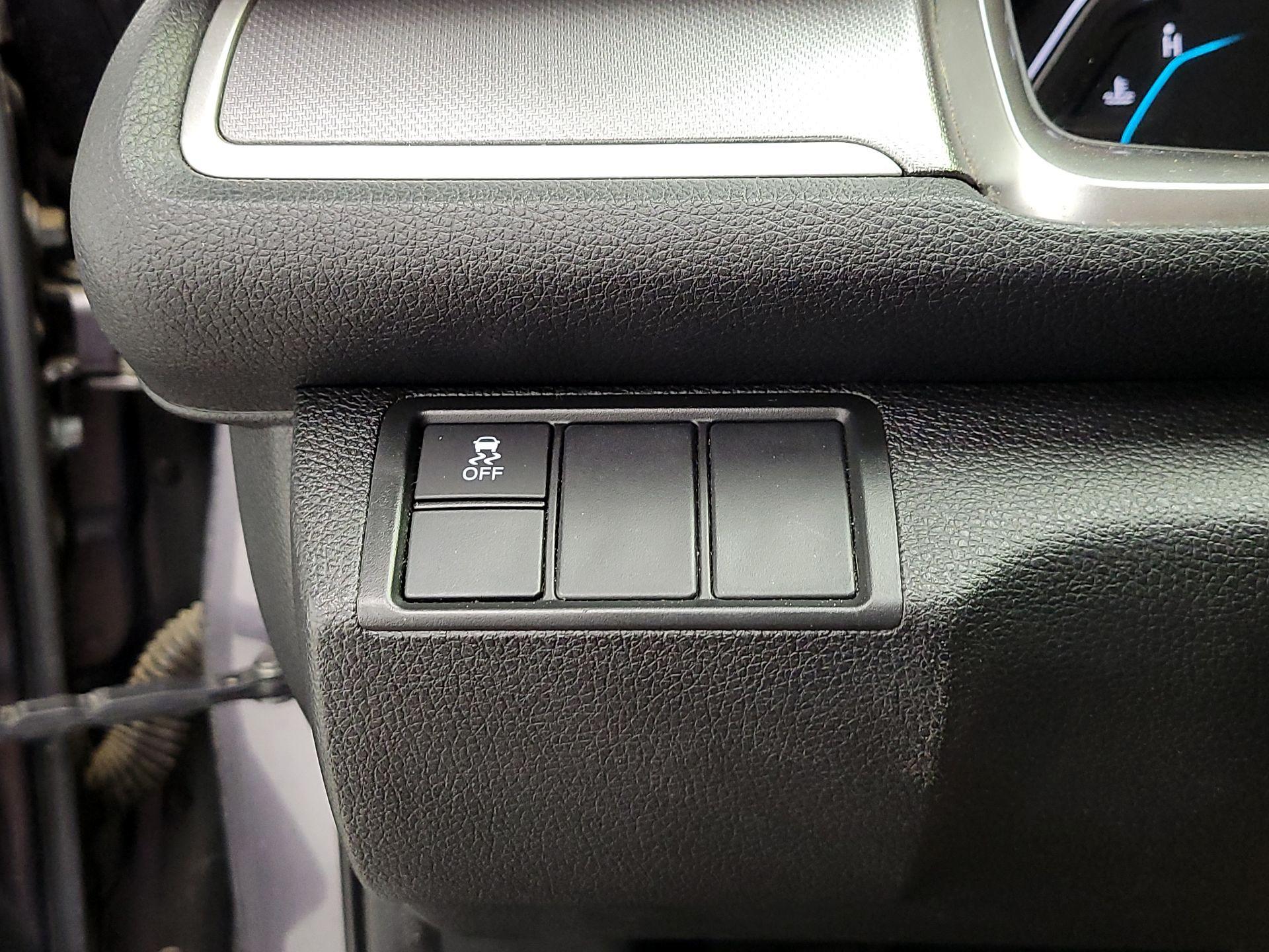 Thumbnail: 2016 Honda Civic - 13