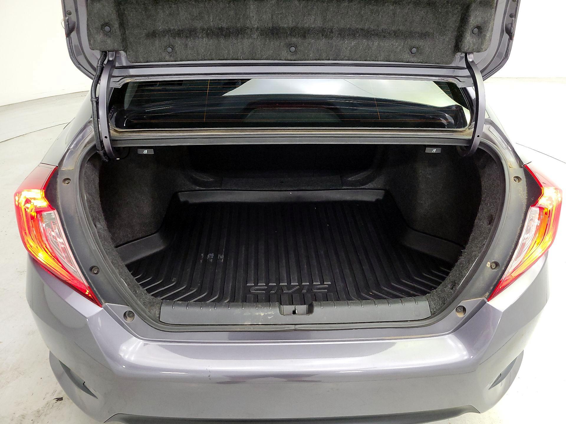 Thumbnail: 2016 Honda Civic - 20