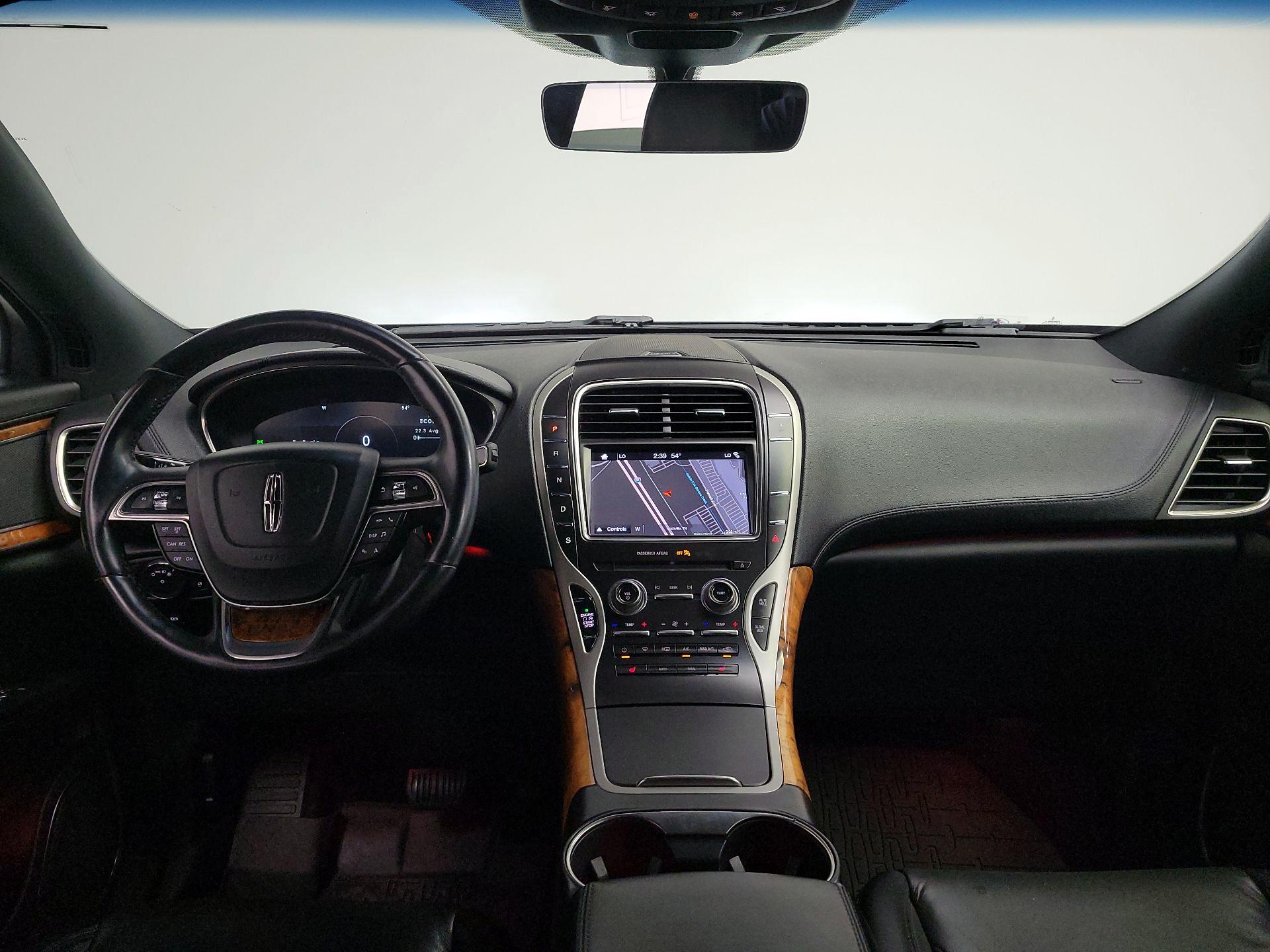 Thumbnail: 2019 Lincoln Nautilus - 9