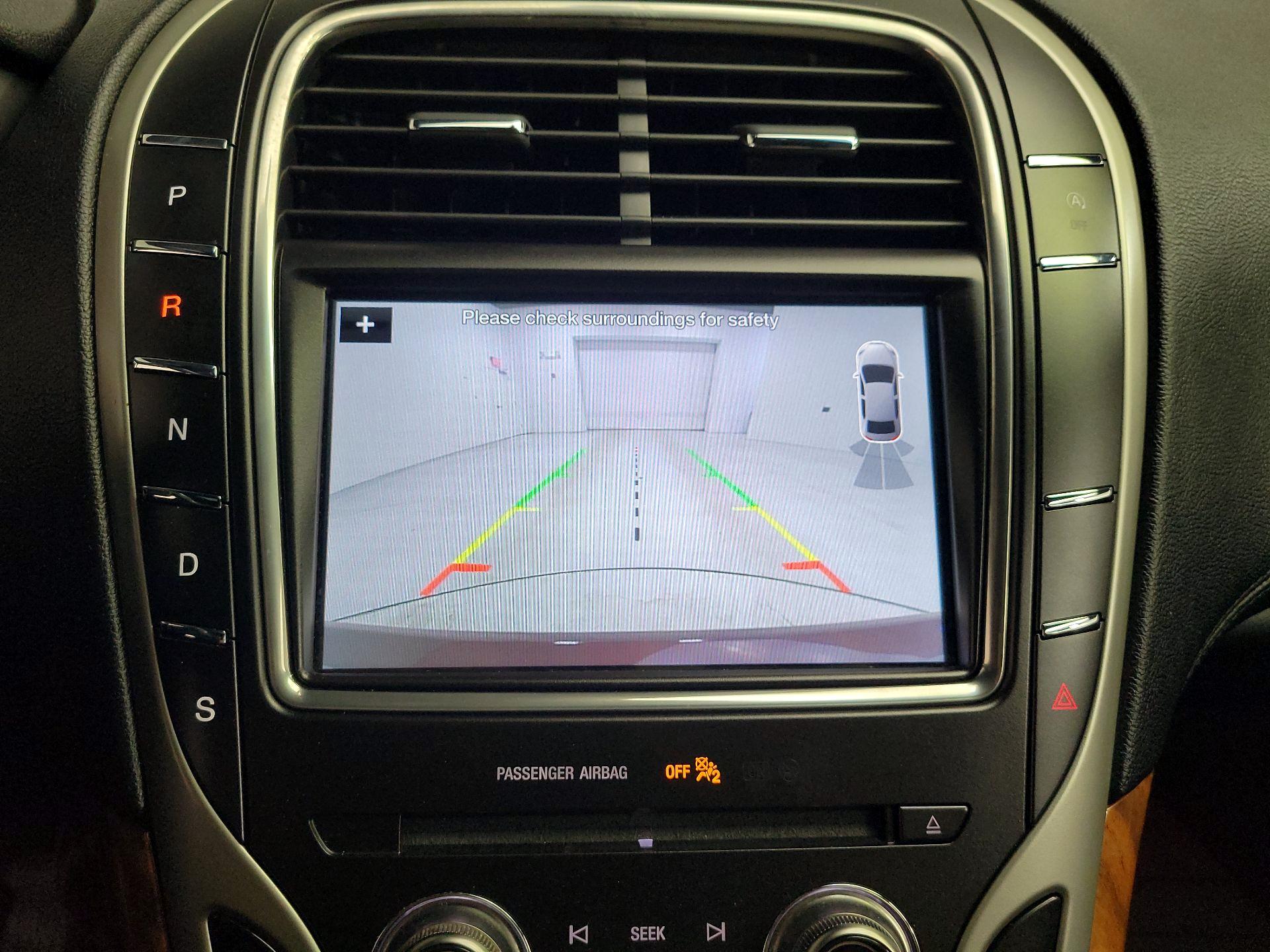 Thumbnail: 2019 Lincoln Nautilus - 15