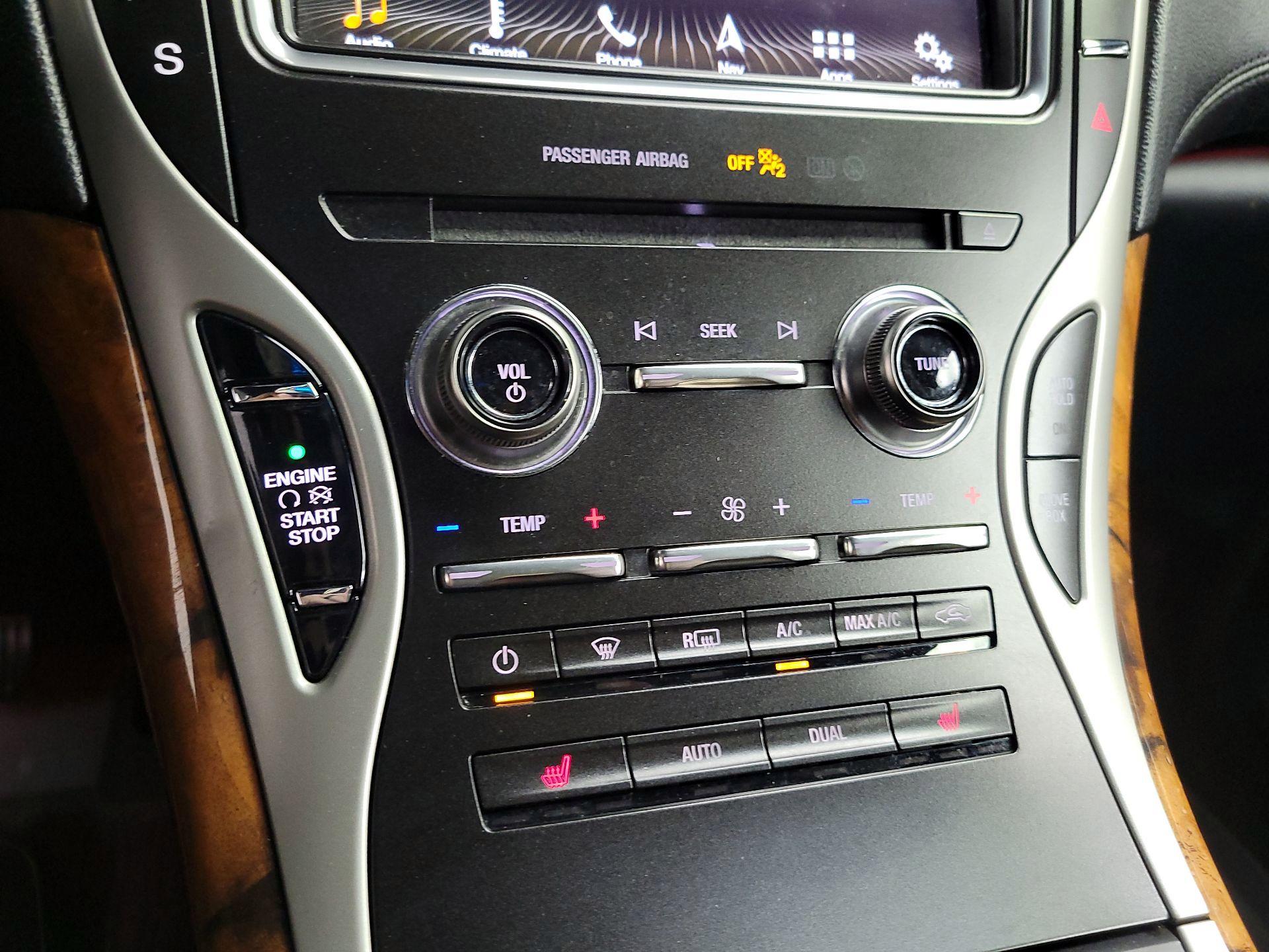 Thumbnail: 2019 Lincoln Nautilus - 17