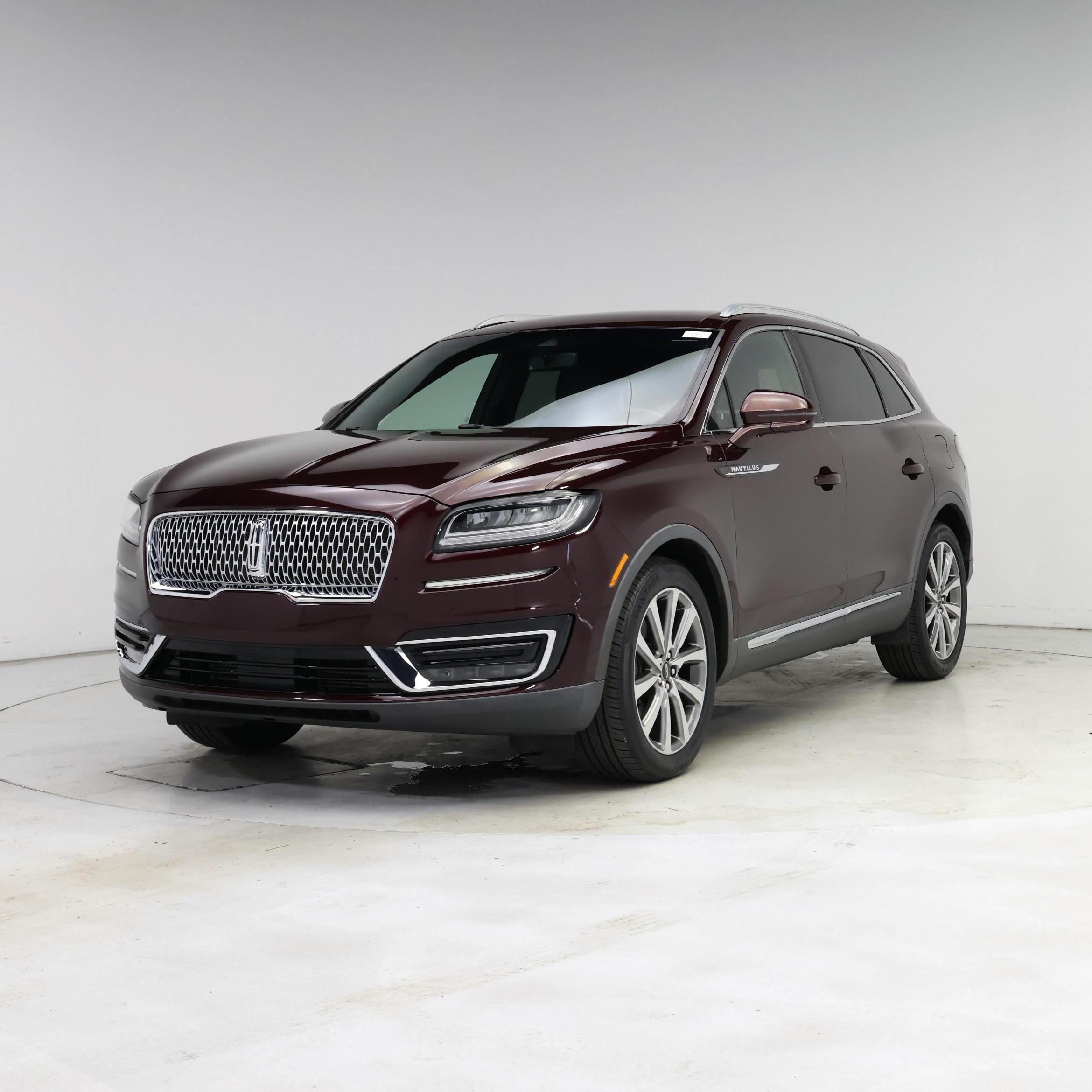 Thumbnail: 2019 Lincoln Nautilus - 4