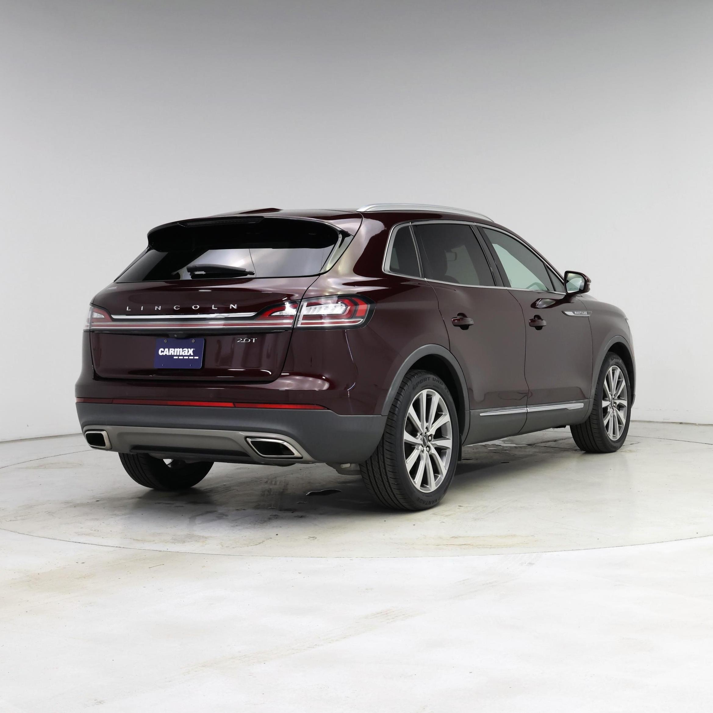 Thumbnail: 2019 Lincoln Nautilus - 8