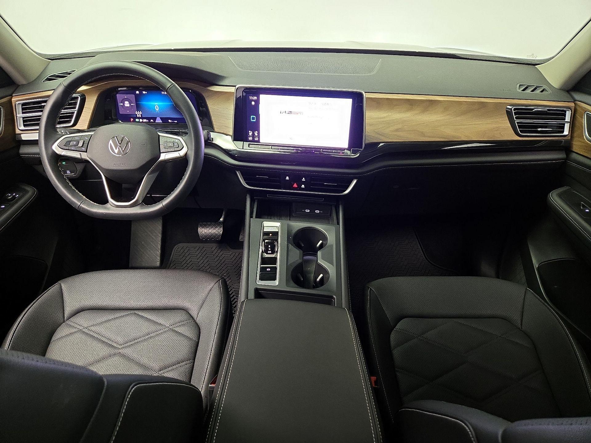 Thumbnail: 2025 Volkswagen Atlas - 9