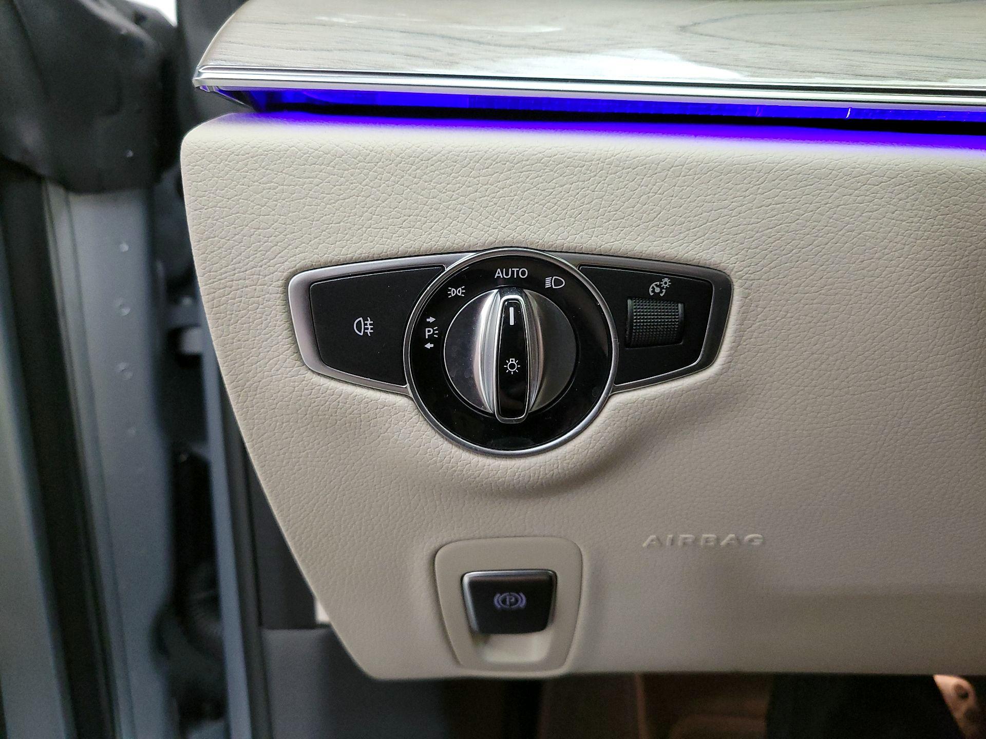 Thumbnail: 2022 Mercedes-Benz E-Class - 13