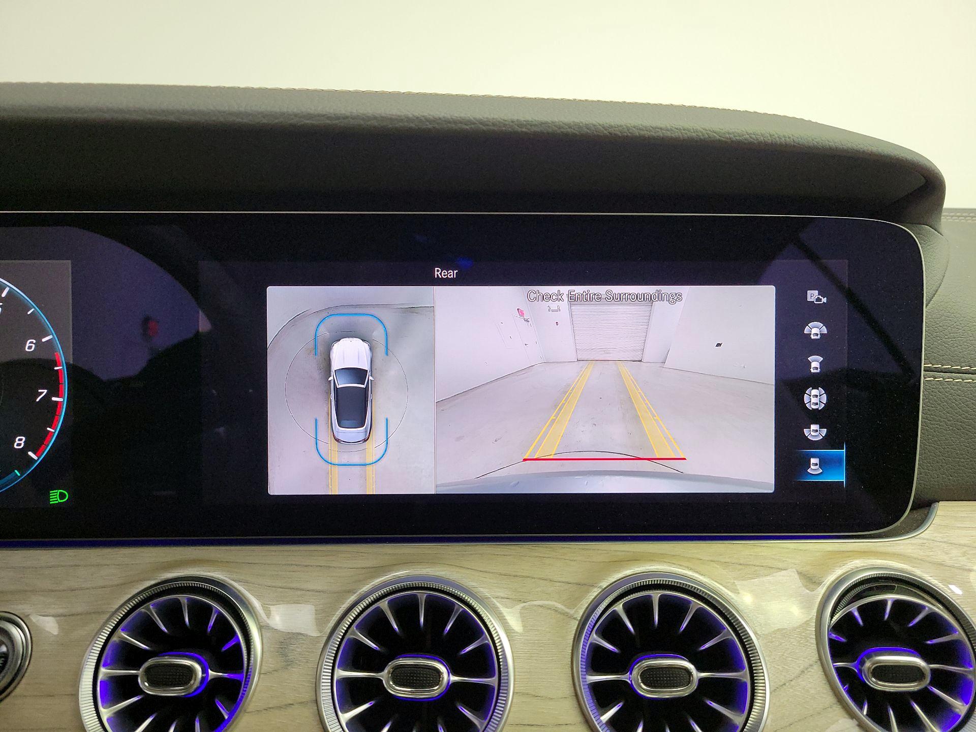 Thumbnail: 2022 Mercedes-Benz E-Class - 15