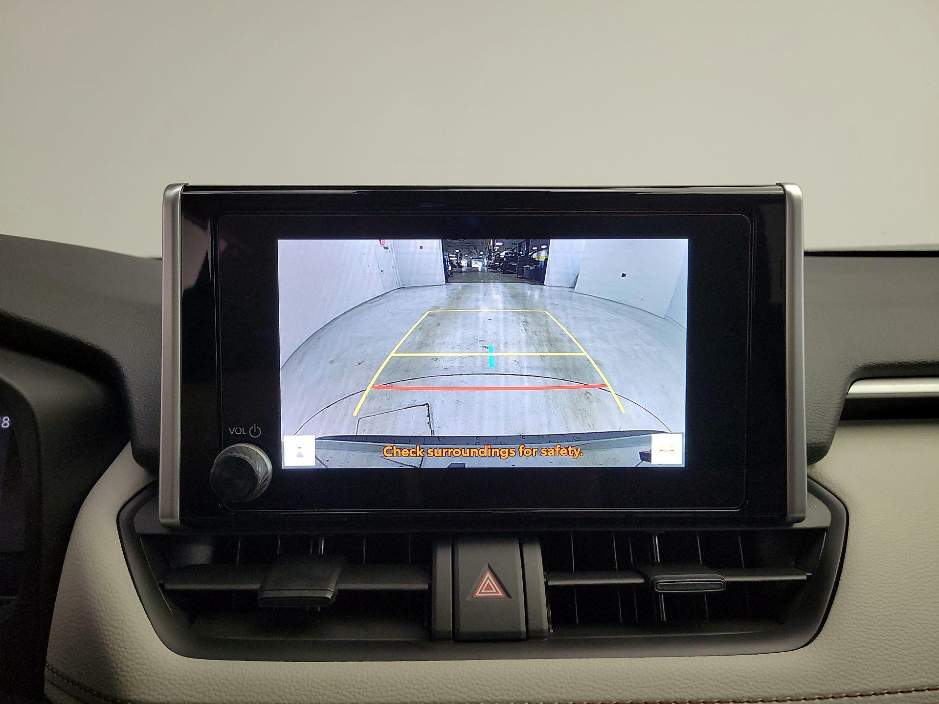 Thumbnail: 2025 Toyota RAV4 - 15