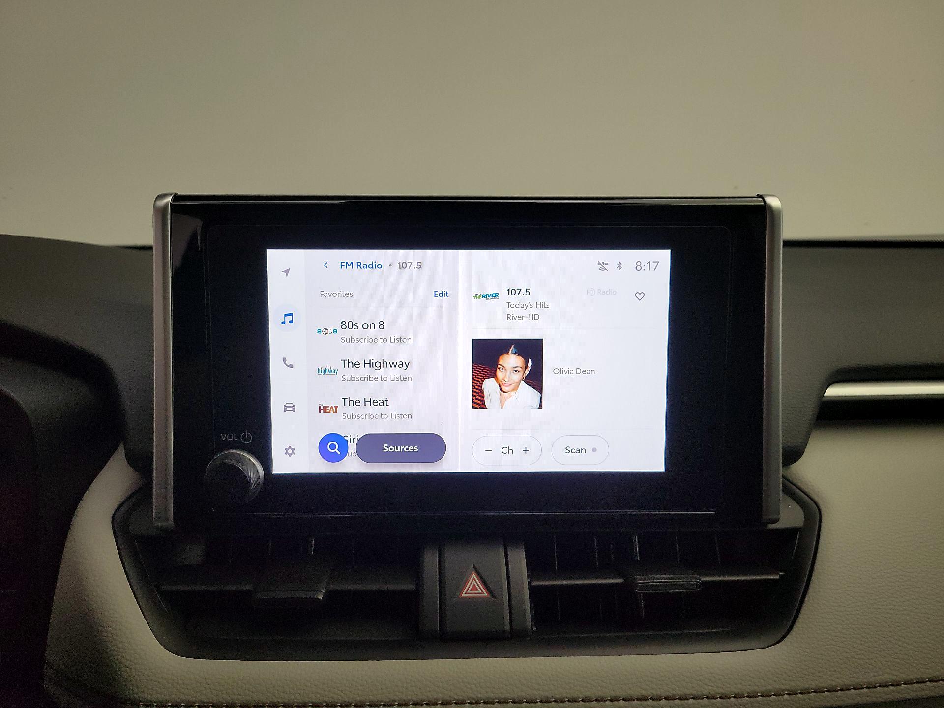 Thumbnail: 2025 Toyota RAV4 - 16