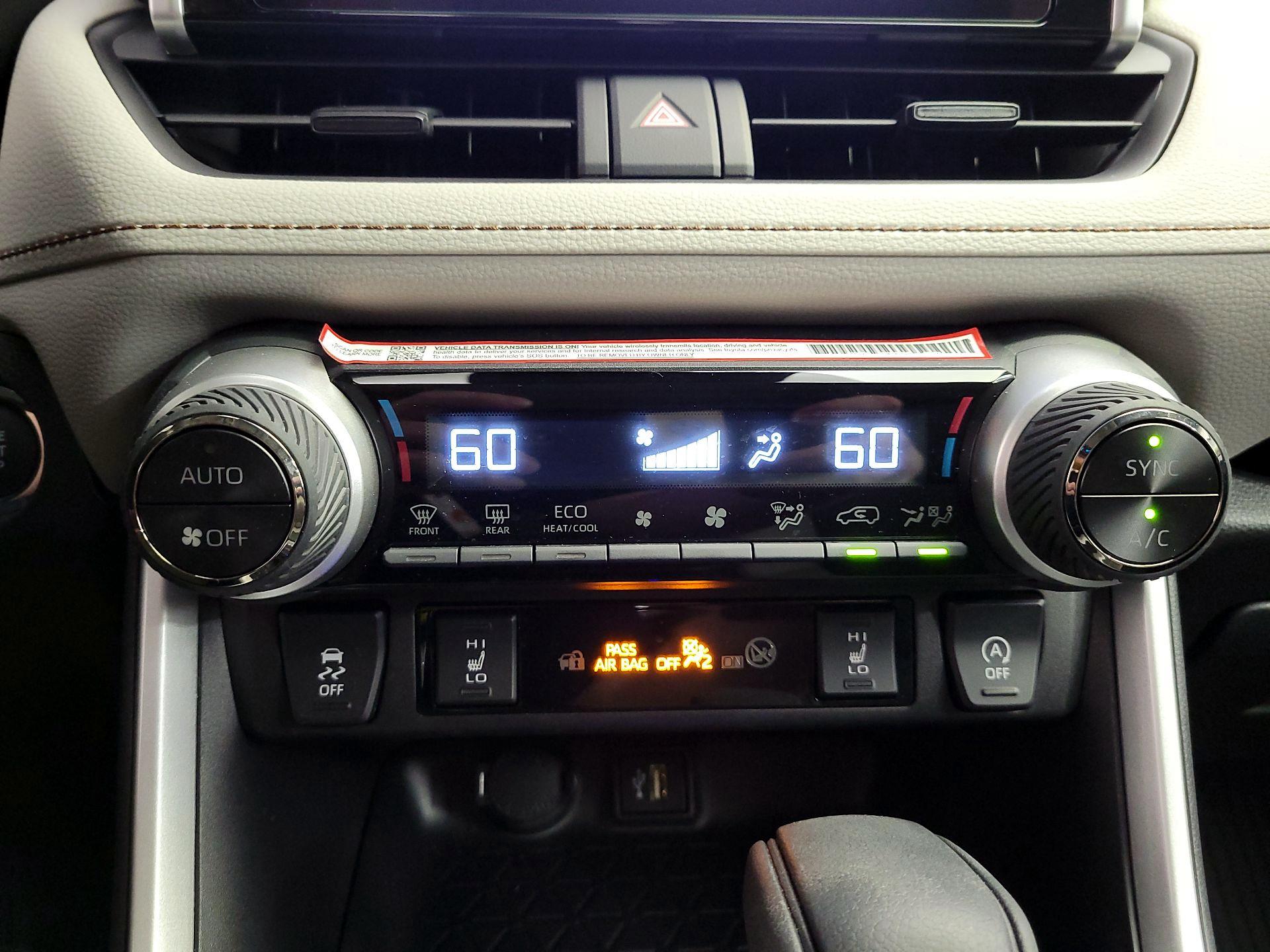 Thumbnail: 2025 Toyota RAV4 - 17