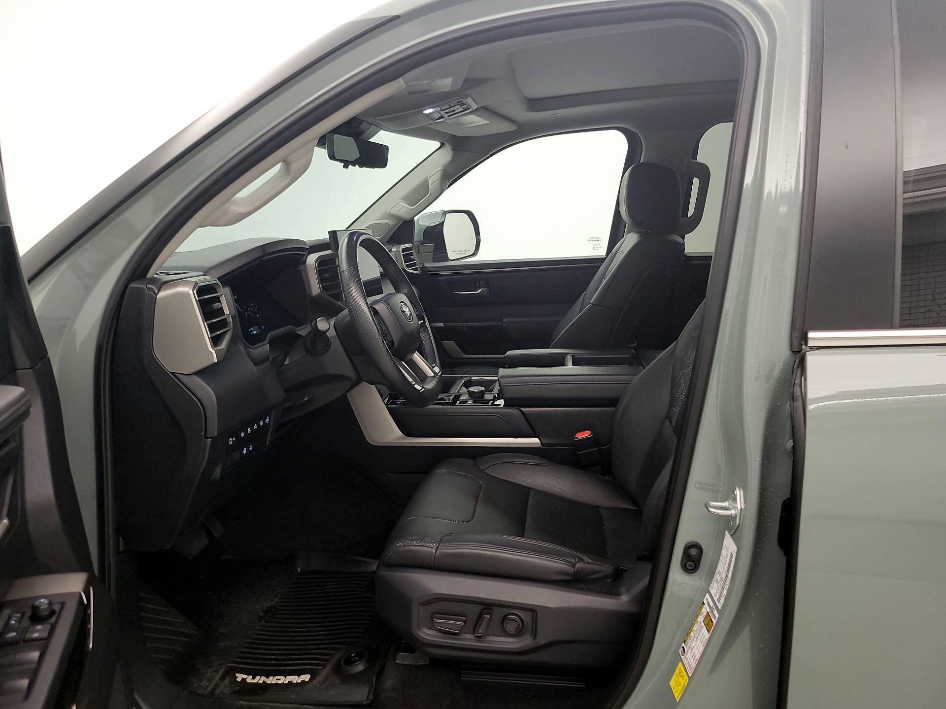 Thumbnail: 2024 Toyota Tundra - 11