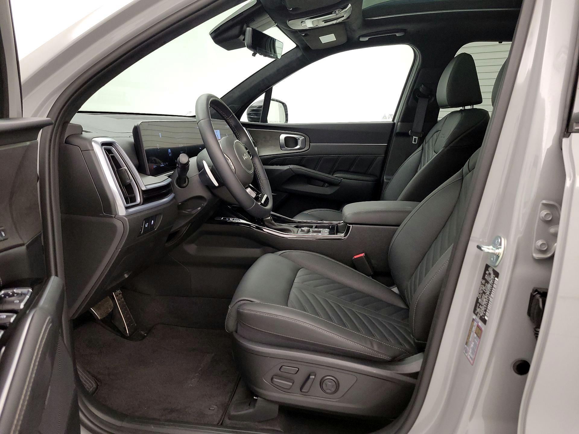 Thumbnail: 2025 Kia Sorento - 11