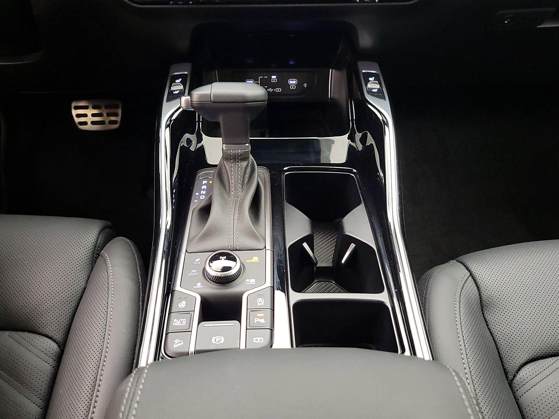 Thumbnail: 2025 Kia Sorento - 18