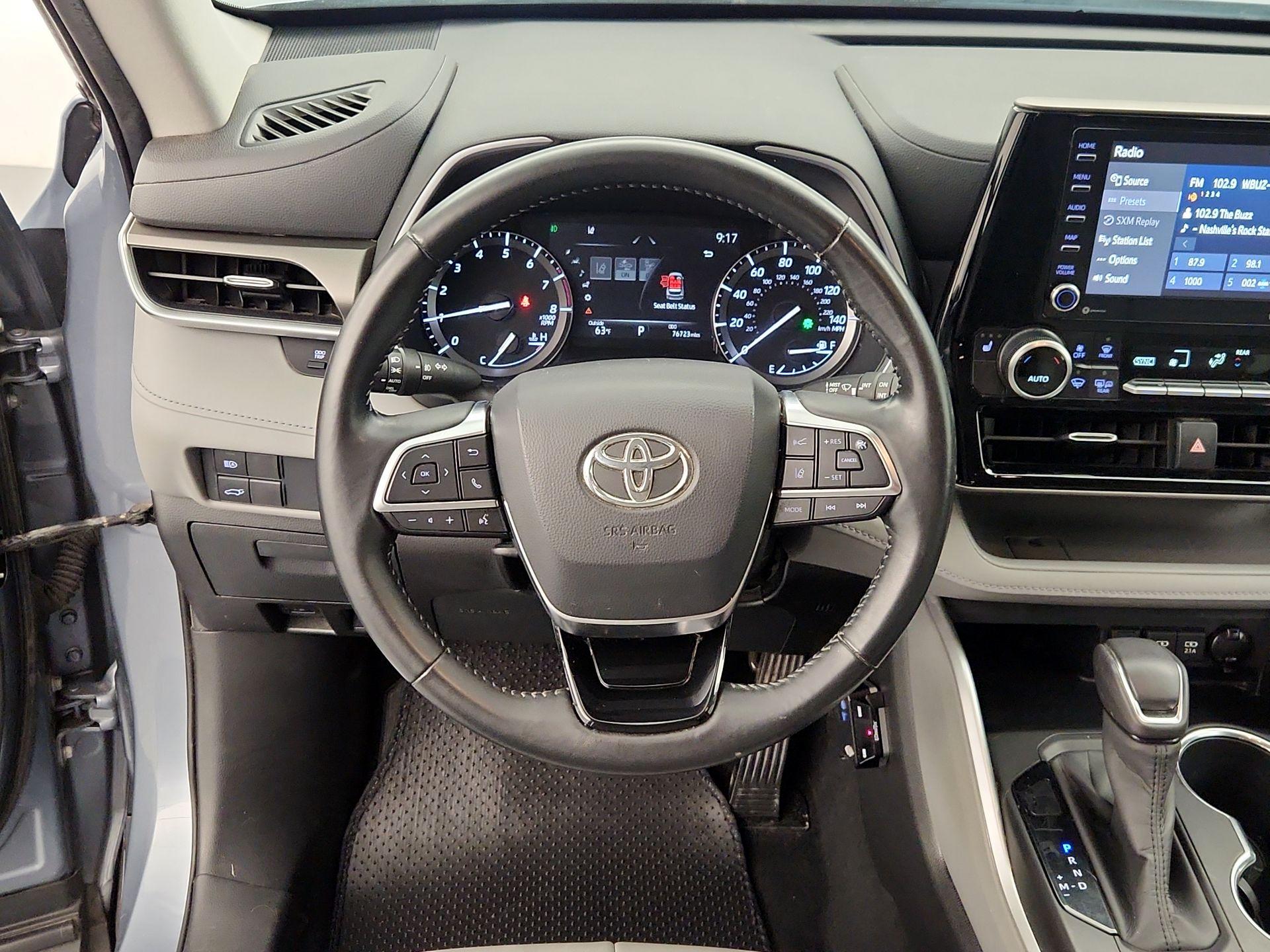 Thumbnail: 2020 Toyota Highlander - 10