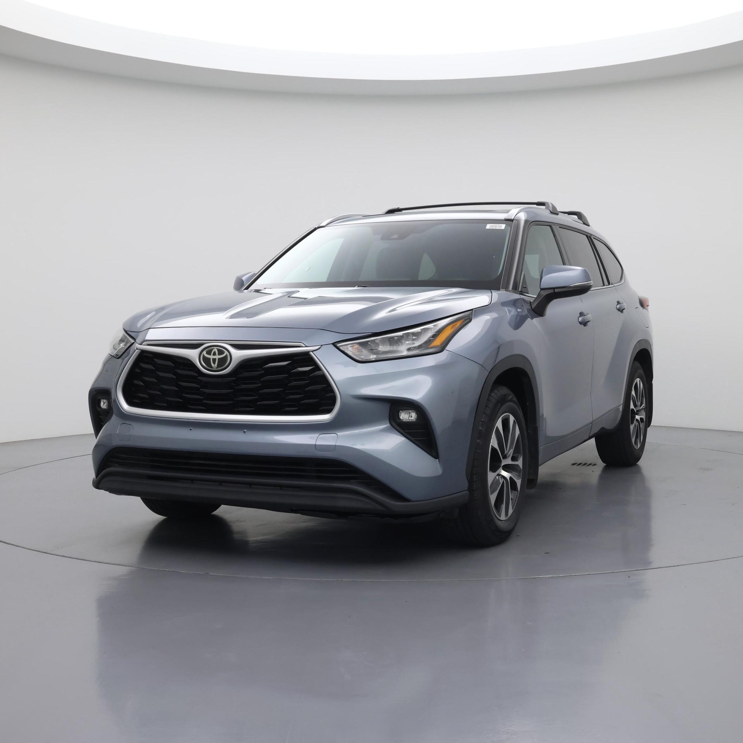 Thumbnail: 2020 Toyota Highlander - 4