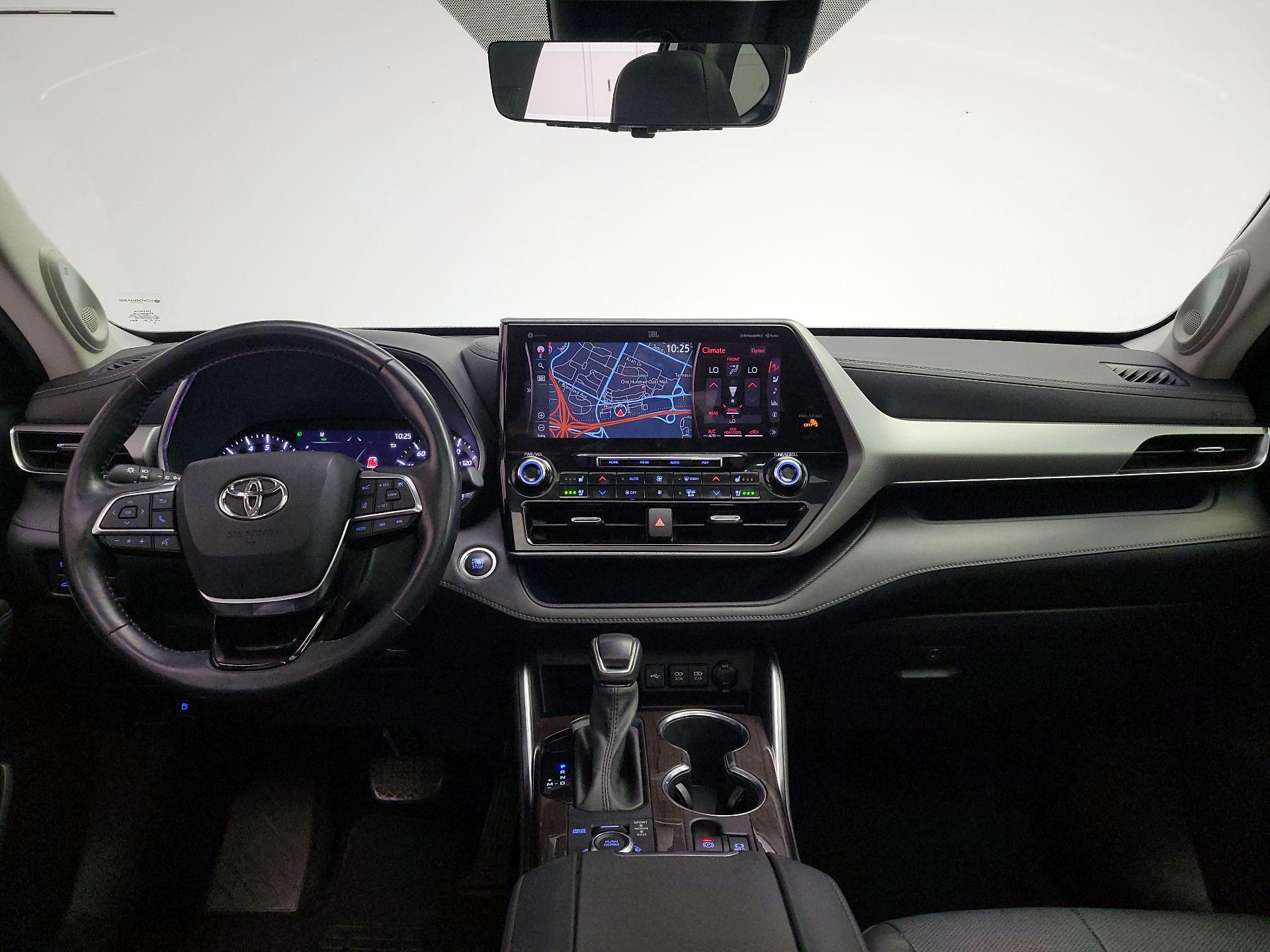 Thumbnail: 2021 Toyota Highlander - 9