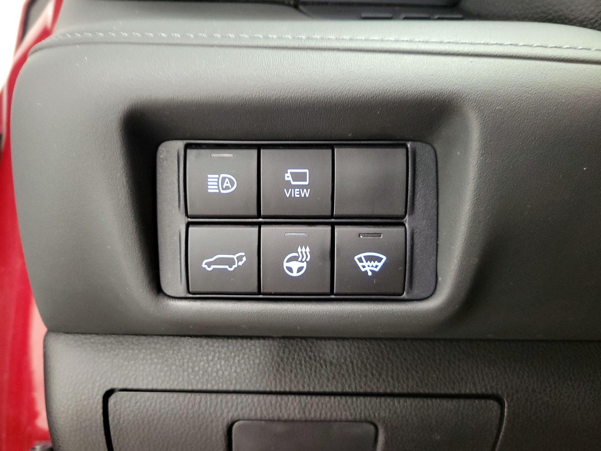 Thumbnail: 2021 Toyota Highlander - 13