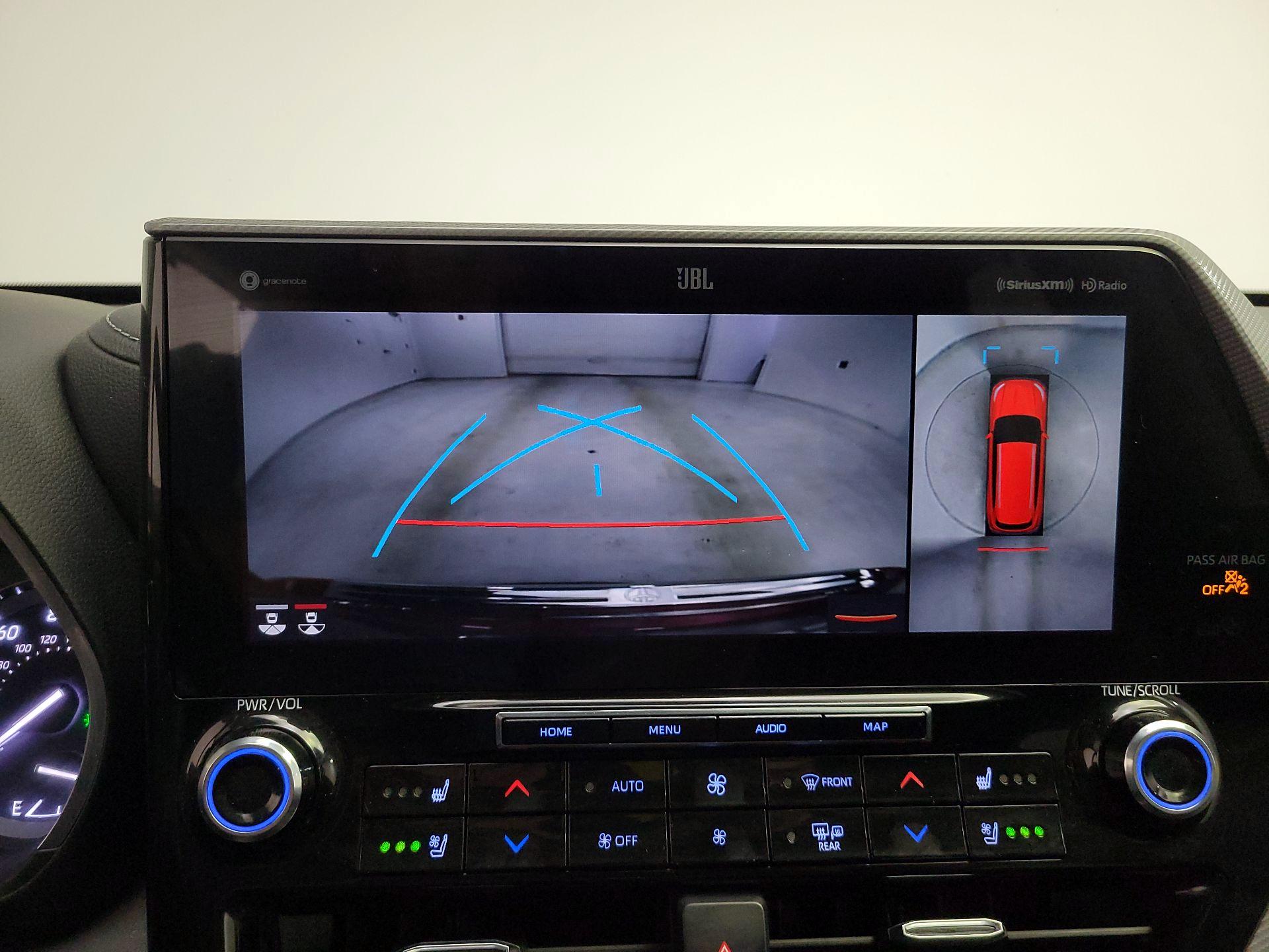 Thumbnail: 2021 Toyota Highlander - 15