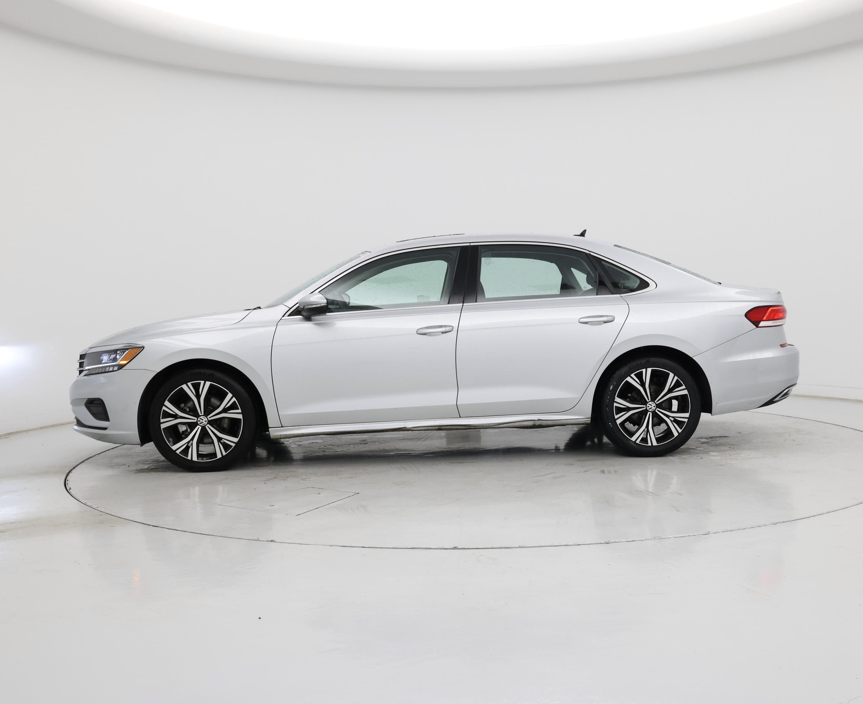 Thumbnail: 2021 Volkswagen Passat - 3