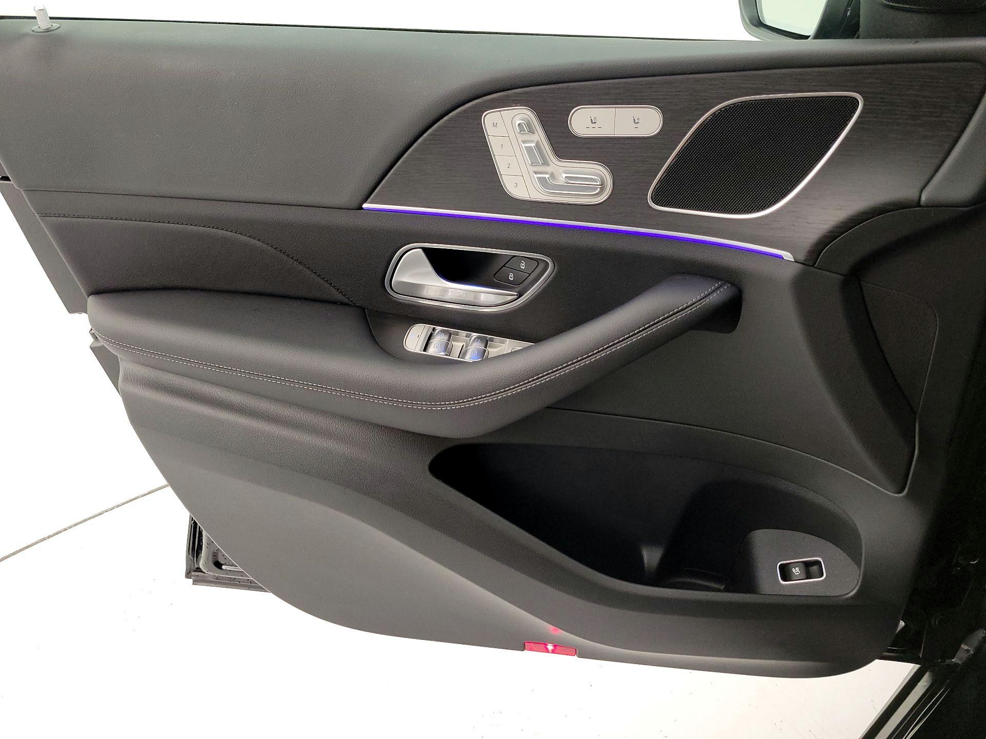 Thumbnail: 2025 Mercedes-Benz GLE - 12