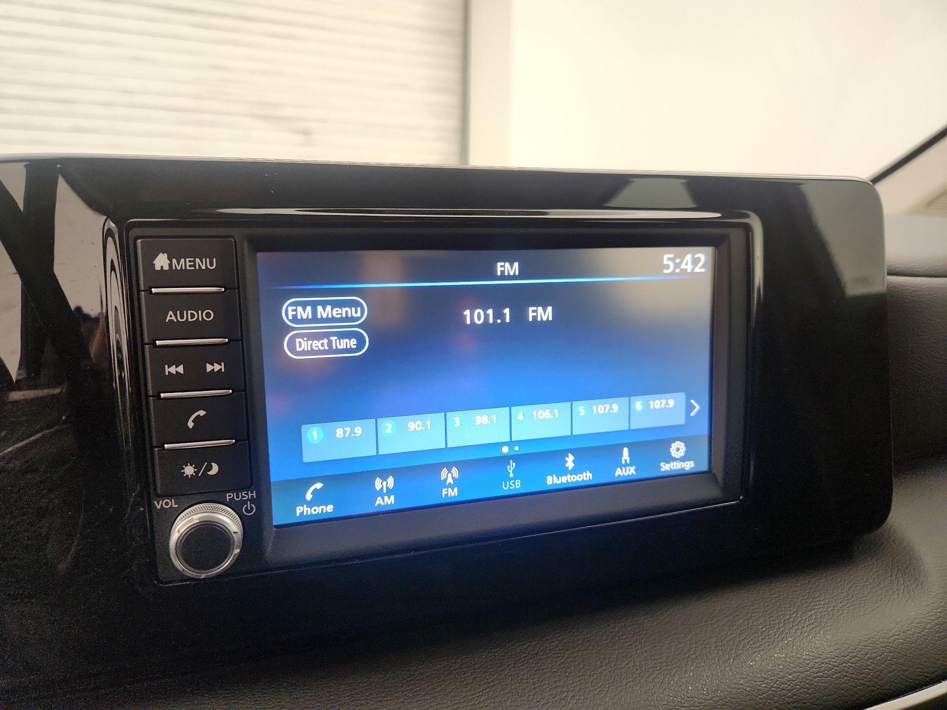 Thumbnail: 2025 Nissan Kicks - 15