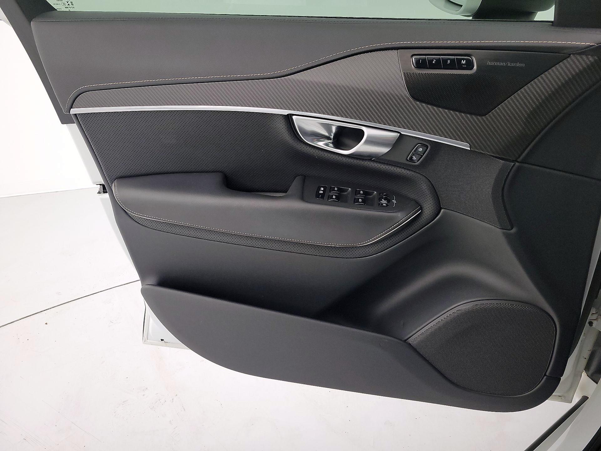 Thumbnail: 2019 Volvo XC90 - 12