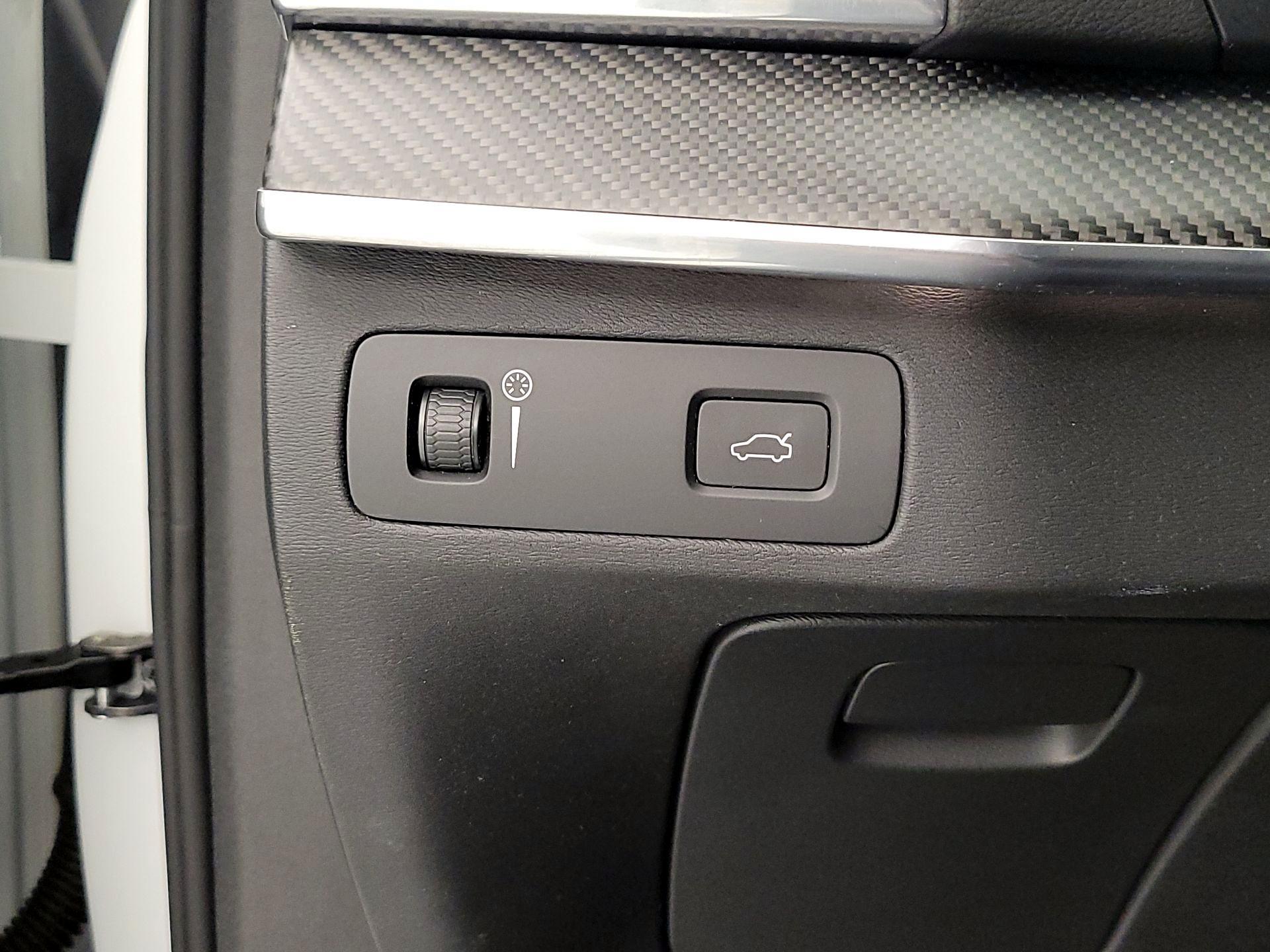 Thumbnail: 2019 Volvo XC90 - 13