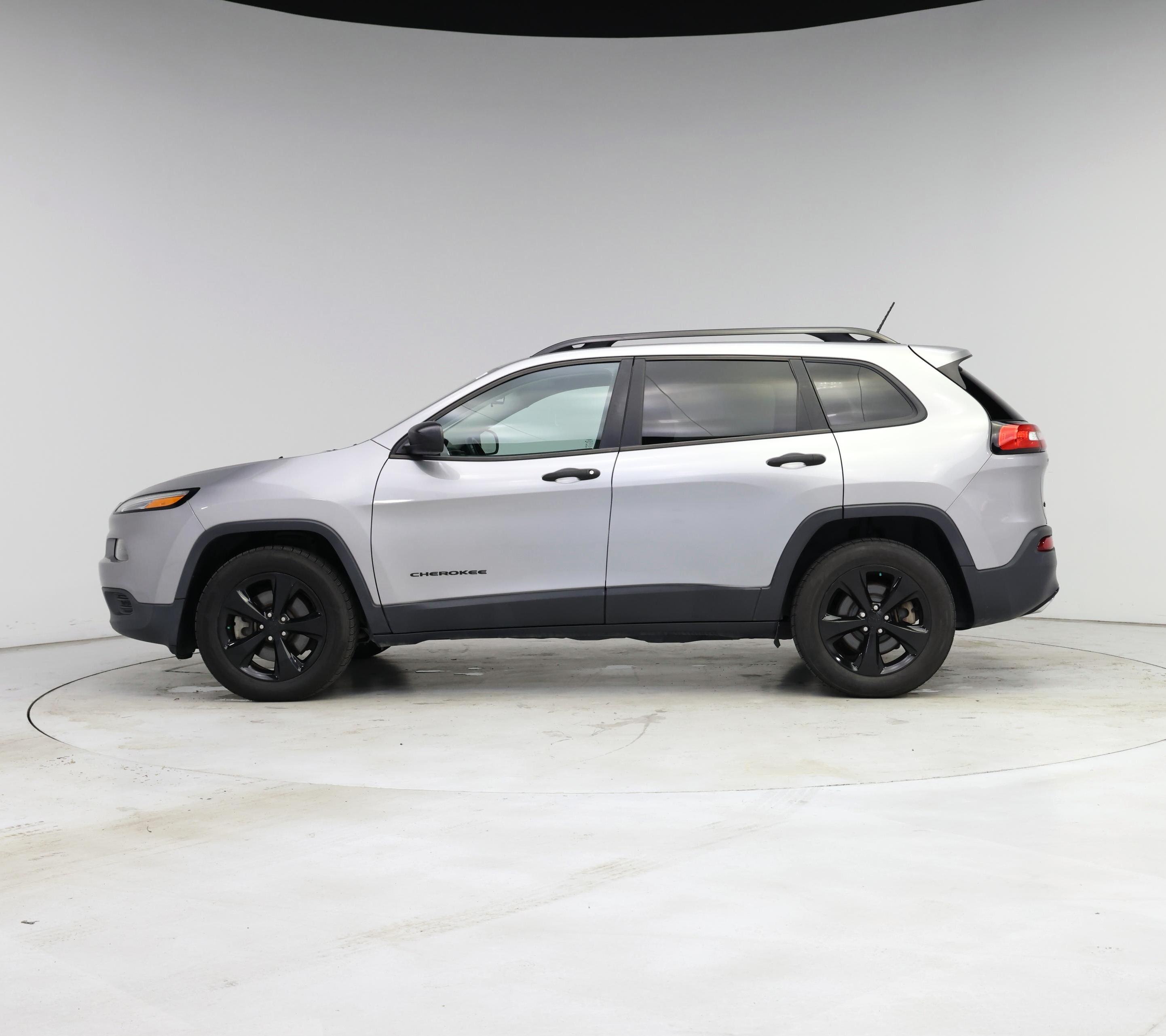 Thumbnail: 2016 Jeep Cherokee - 3