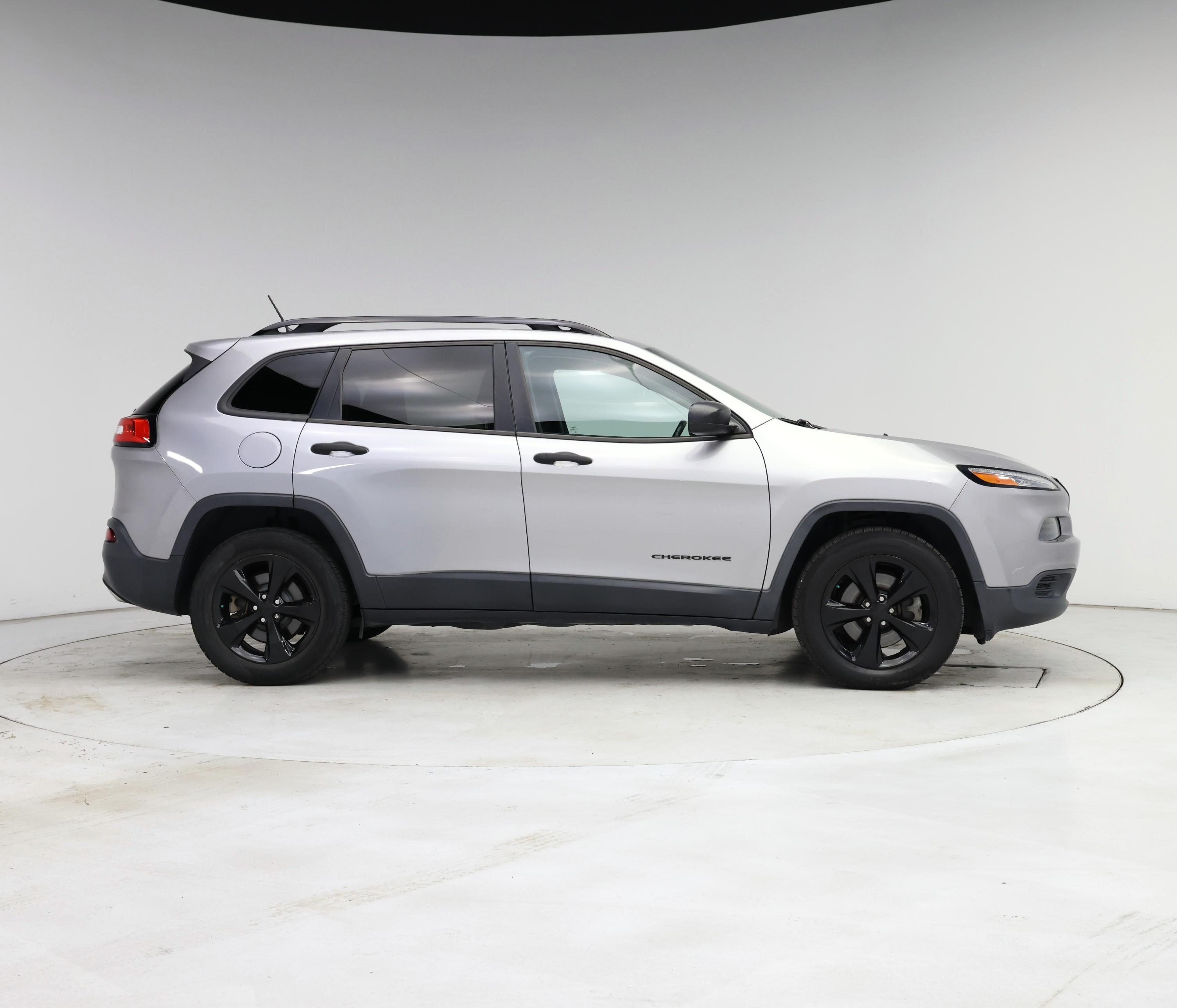 Thumbnail: 2016 Jeep Cherokee - 7