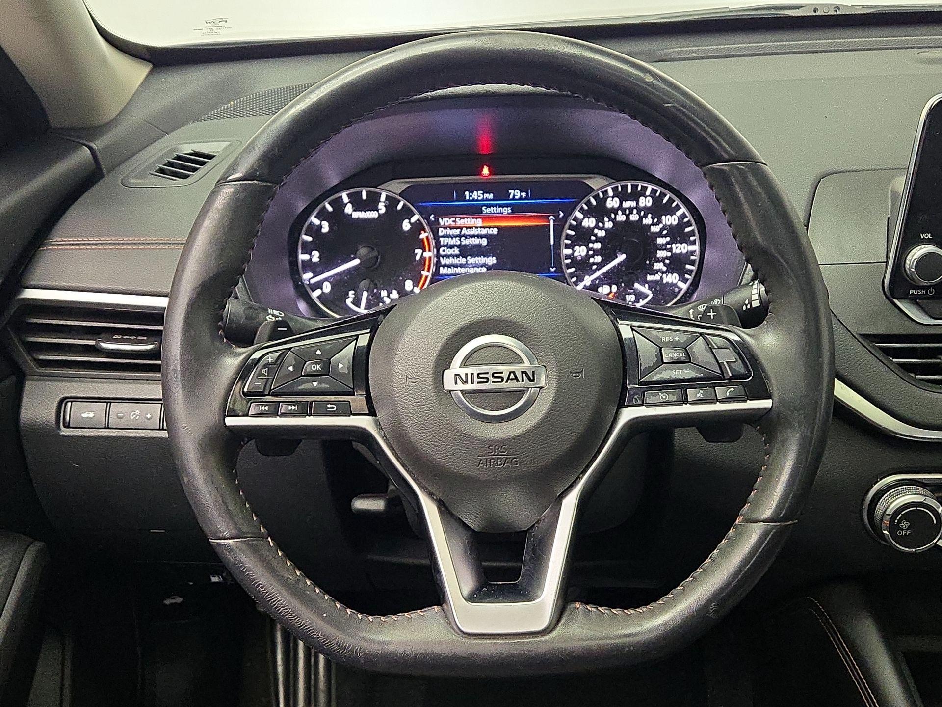 Thumbnail: 2020 Nissan Altima - 10